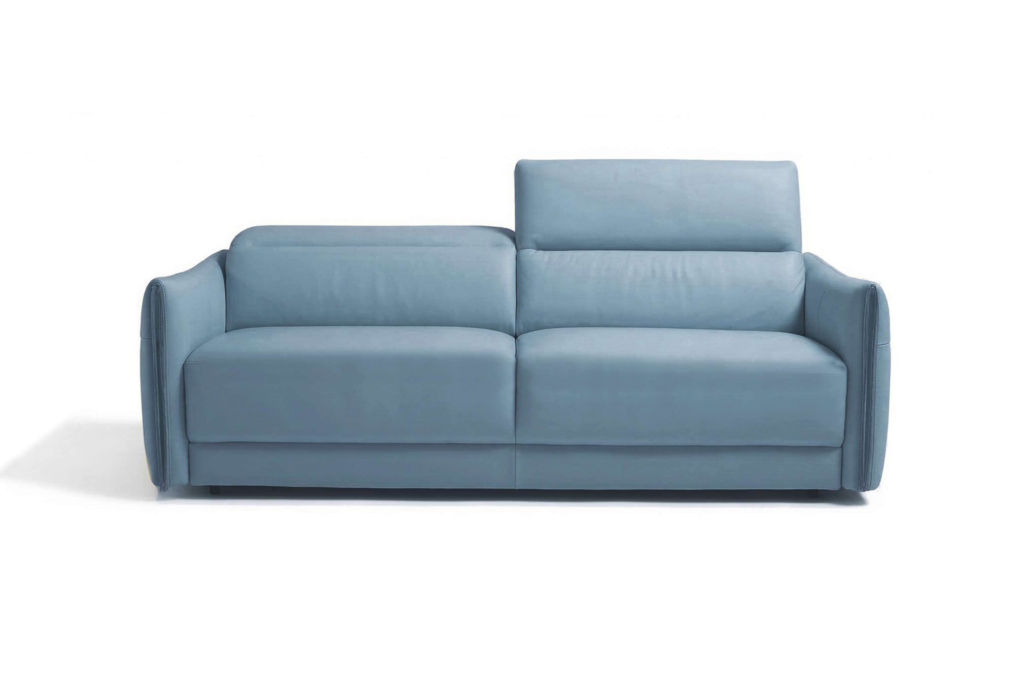 Egoitaliano Schlafsofa "FOX, 216 cm, Made in Italy-Designsofa mit Dauerschlaffunktion" Schlafsofa aus Echtleder Bull mit verstellbaren Kopfstützen
