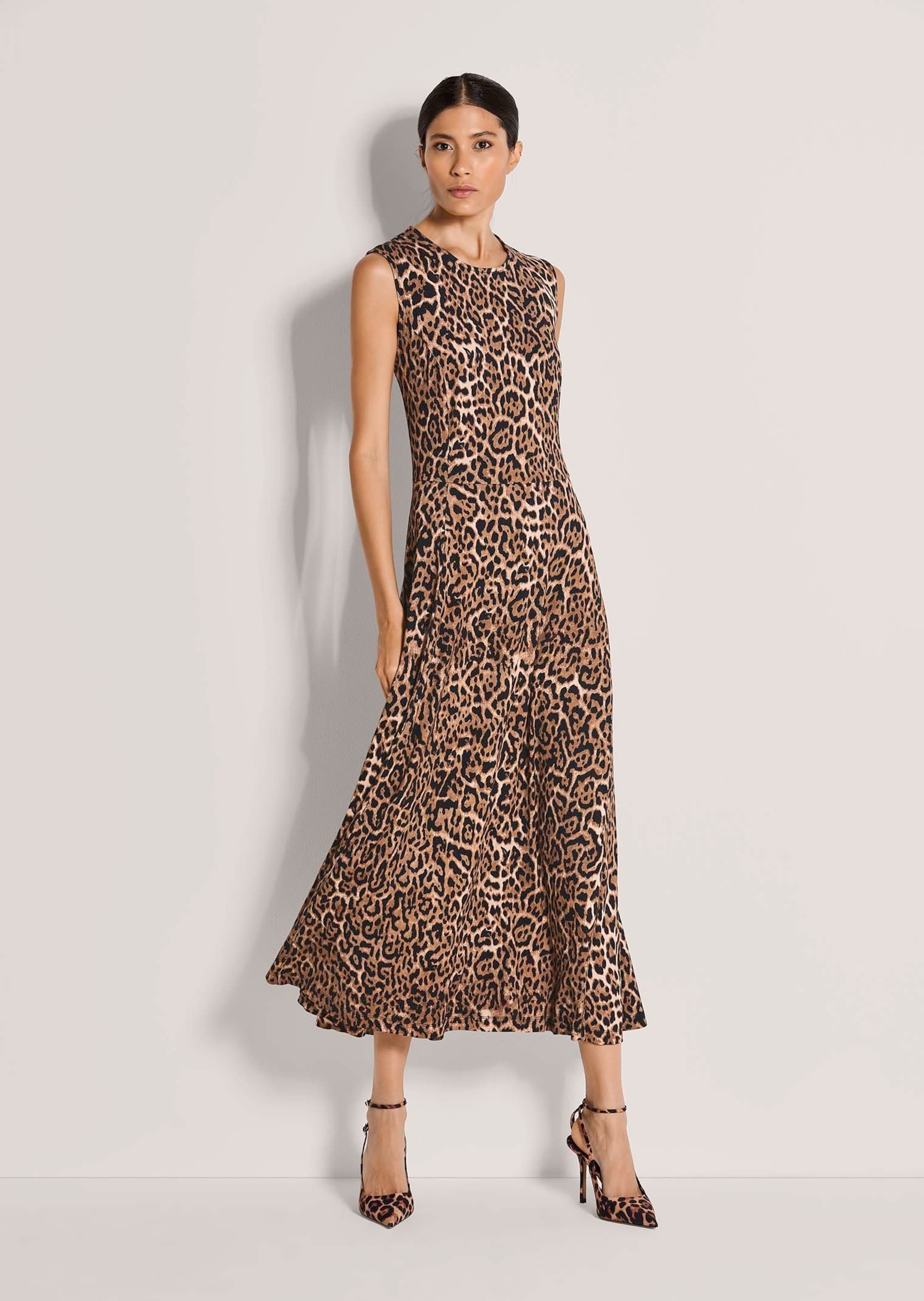 MADELEINE Midikleid "Maxikleid Sommerkleid mit Animalprint" Taillennaht günstig online kaufen