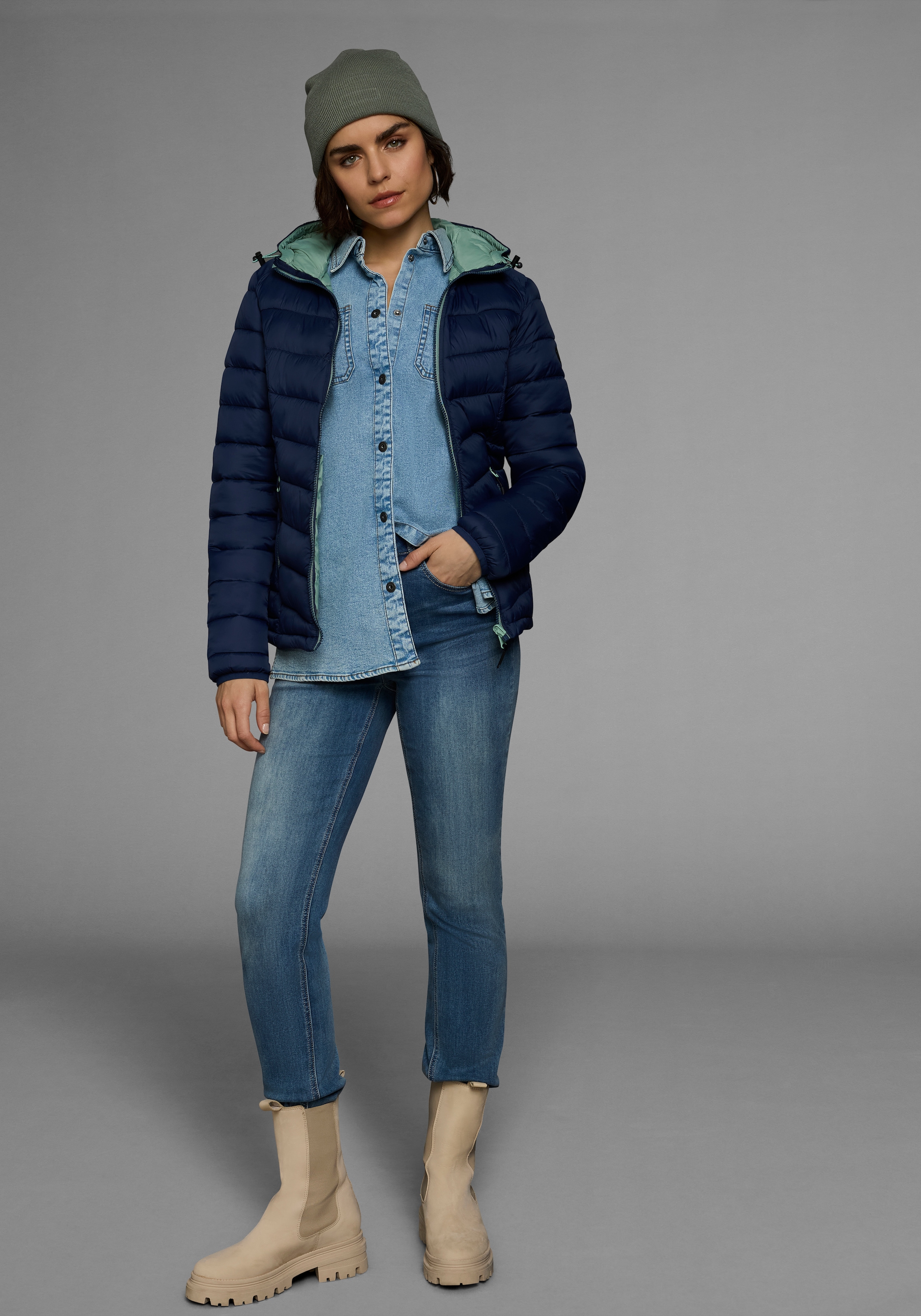 Polarino Steppjacke, mit Kapuze, für kühle Tage, aus leichtem Webmaterial, wasserabweisend