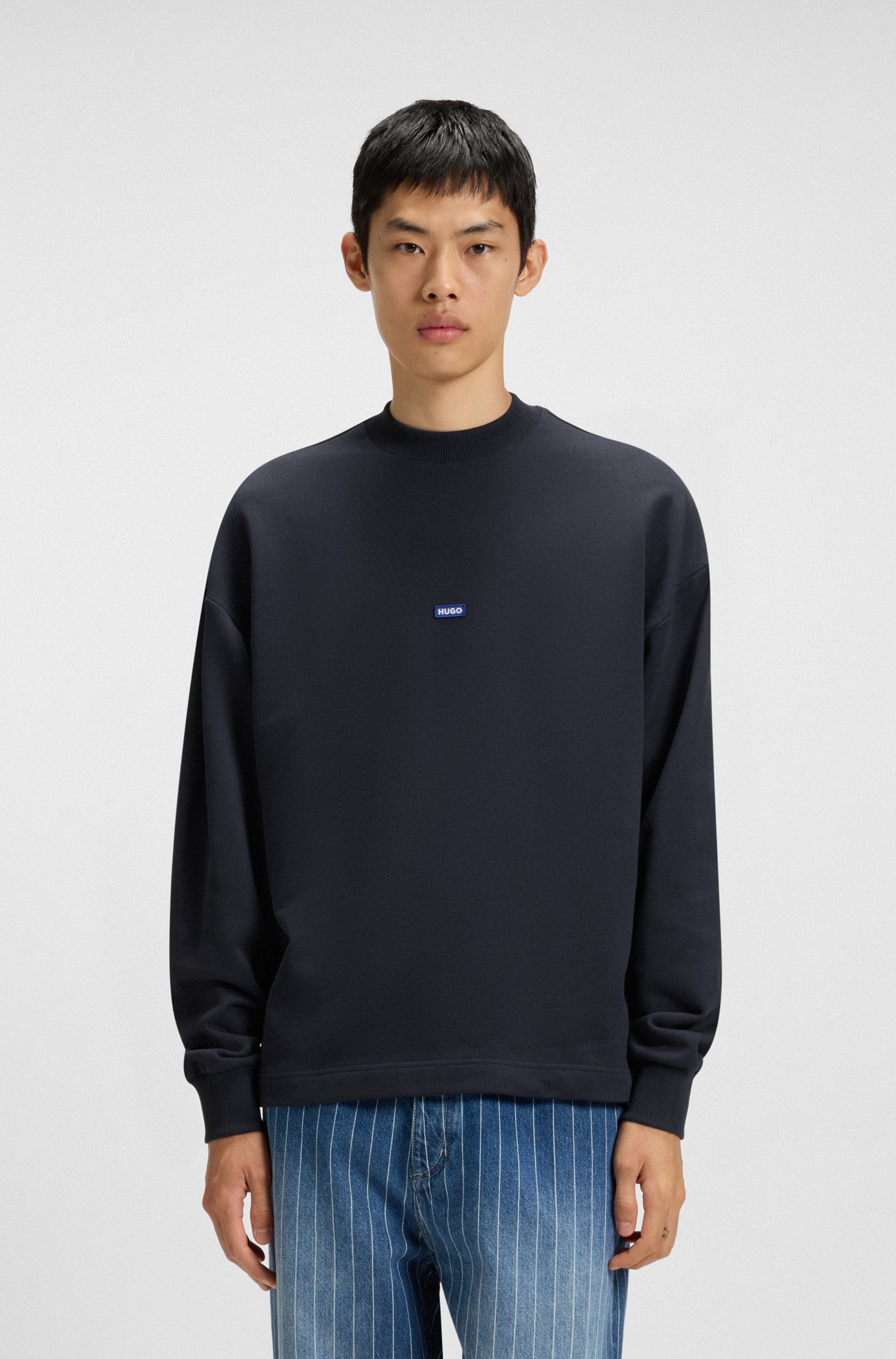 HUGO Sweatshirt "Nedro", Rundhalsausschnitt, Regular Fit, Logo-Patch