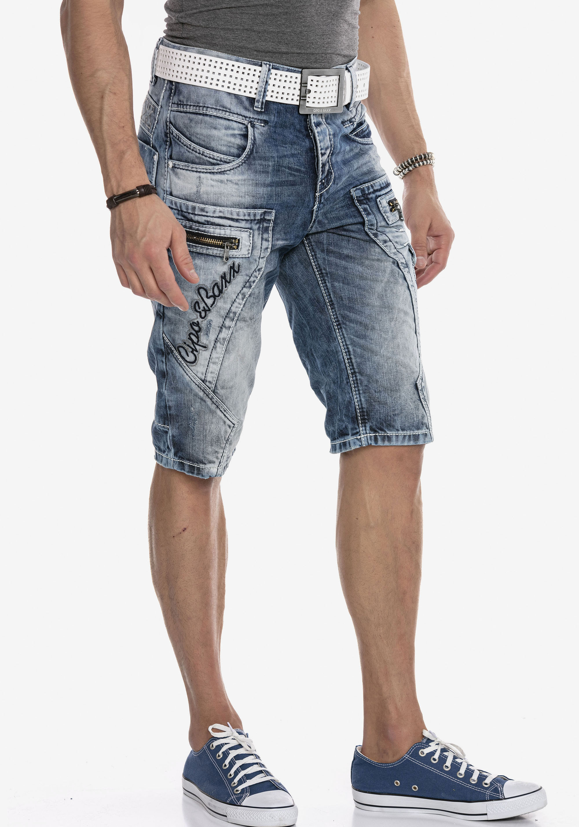 Thumbnail - Cipo & Baxx Caprijeans mit Logo Stickerei