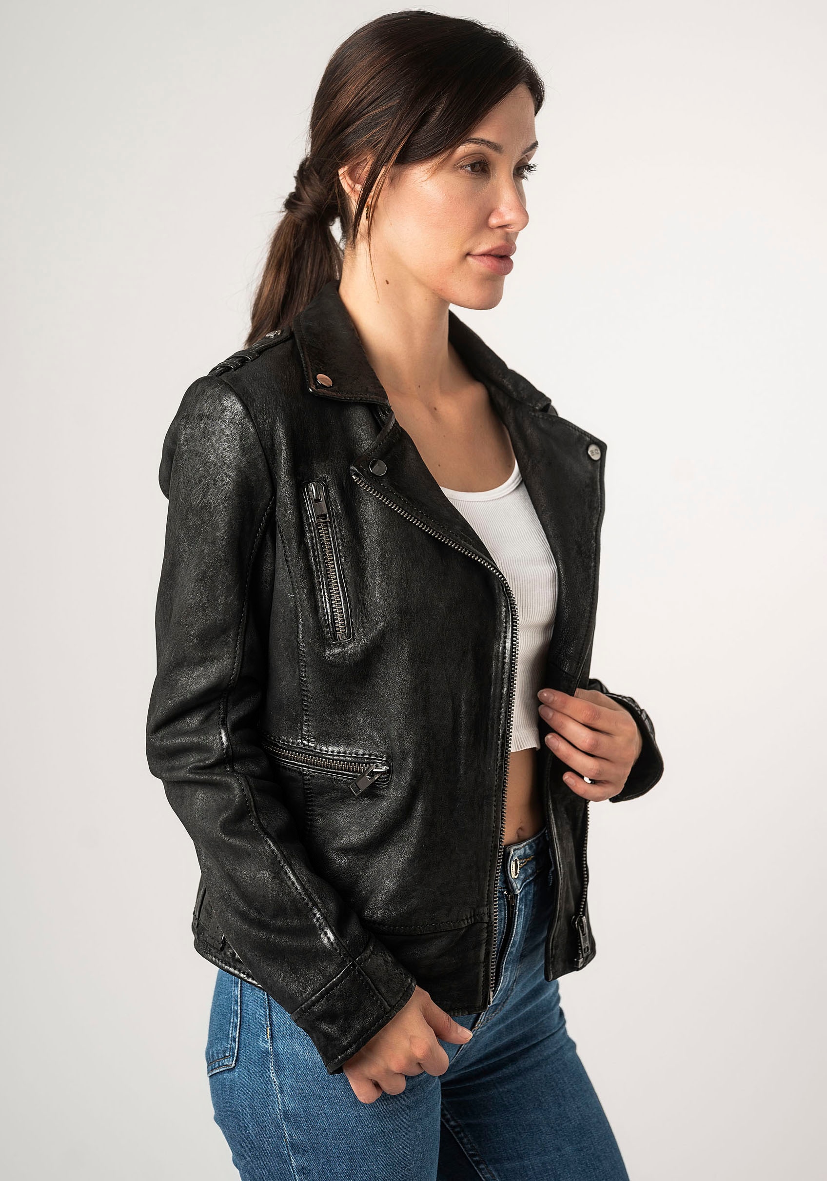 Mauritius Lederjacke »2Wtashi«, mit Schulterklappen, mit Nieten, mit Zipper-Taschen