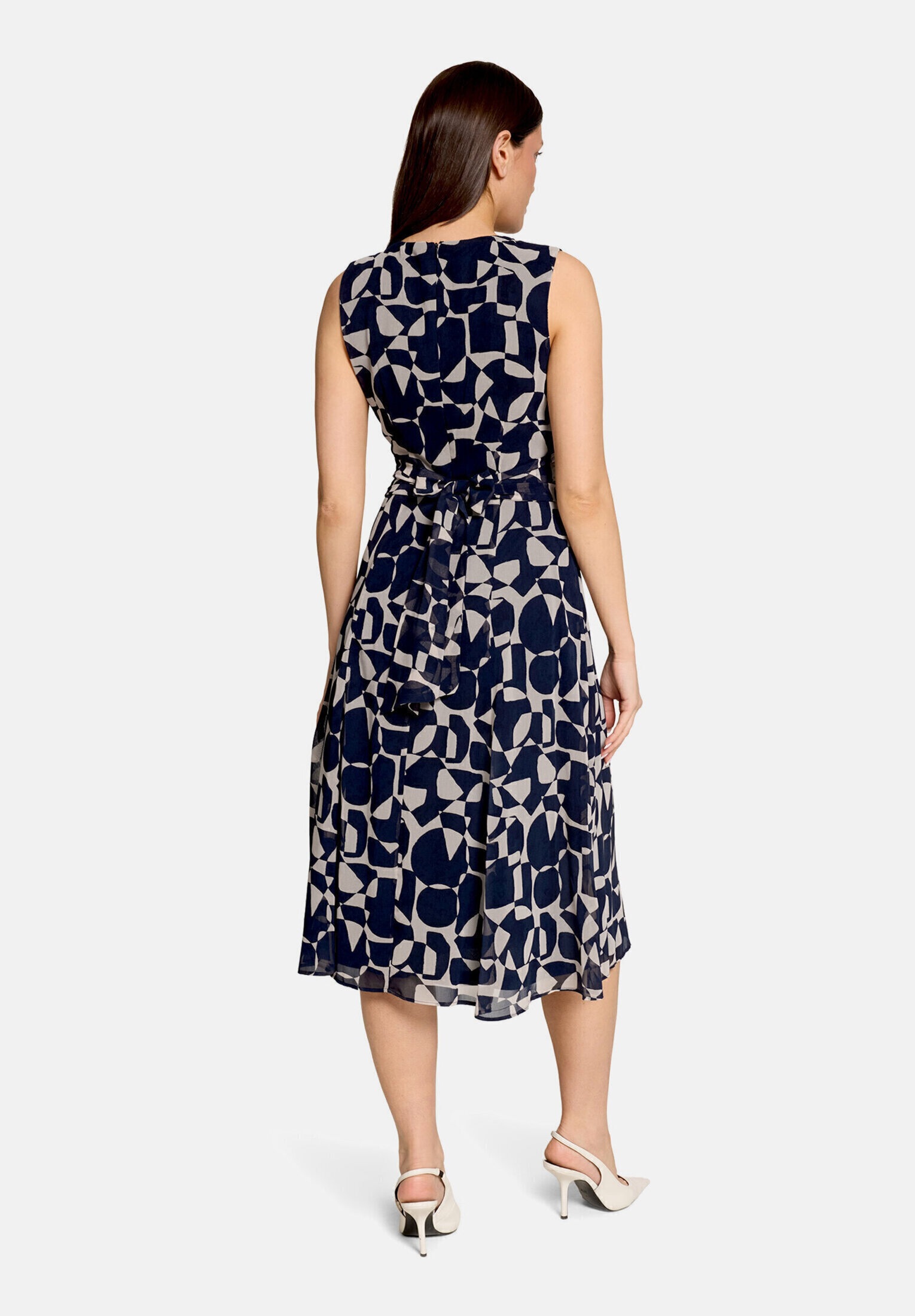 Betty&Co Chiffonkleid »Damen ohne Arm« Ohne Tasche