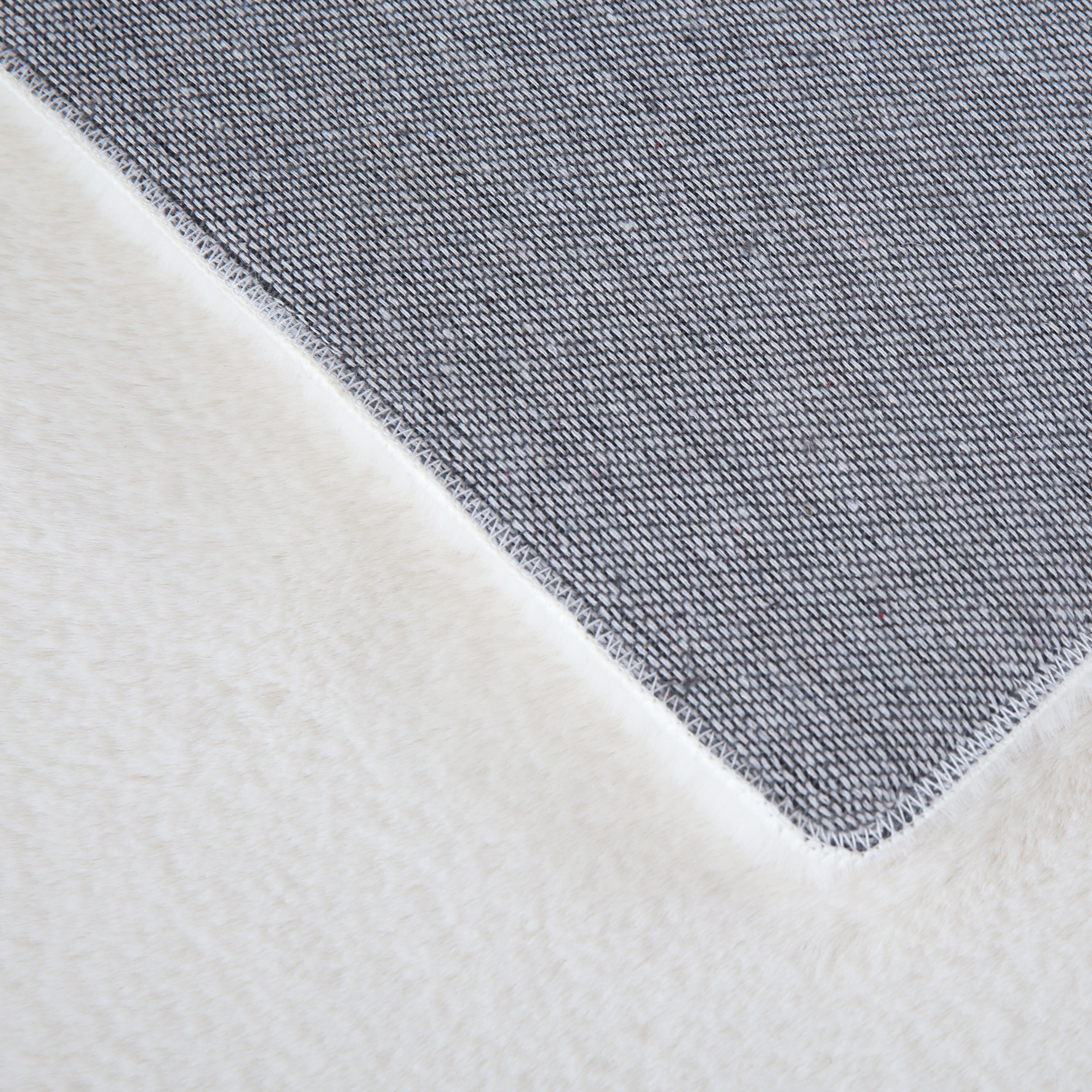 Ayyildiz Teppiche Hochflor-Teppich »POUFFY 5100«, rechteckig, 20 mm Höhe, Läufer, weicher glatter Softflor, Kaninchen Fell Haptik, waschbar