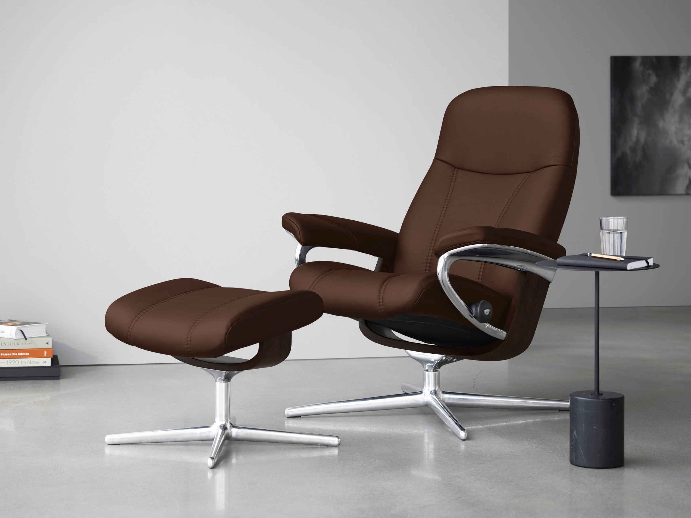 Stressless® Relaxsessel »Consul«, (Set, Relaxsessel mit Hocker), mit Hocker, mit Cross Base, Größe S, M & L, Holzakzent Braun