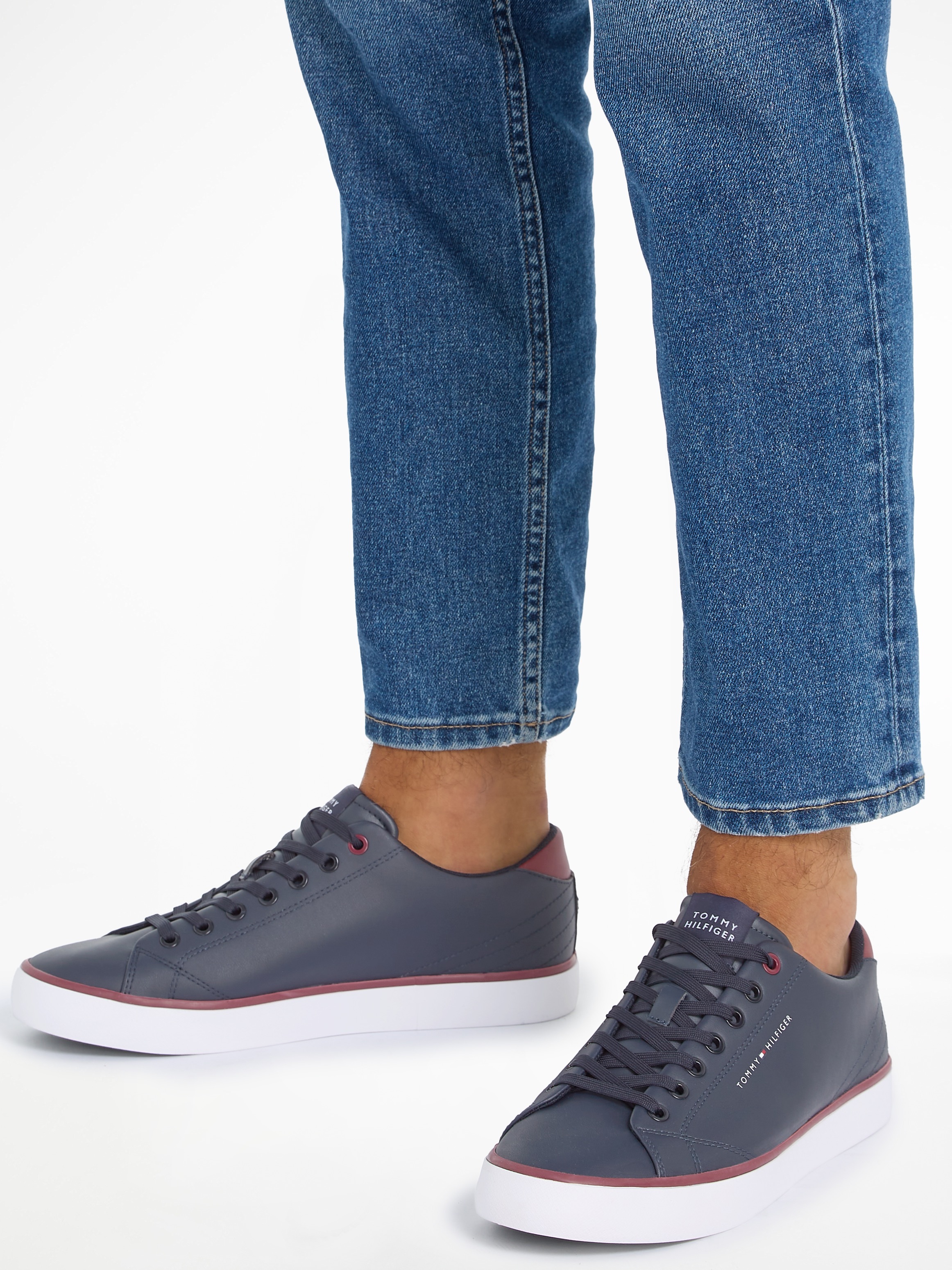 Tommy Hilfiger Sneaker "TH HI VULC CORE LOW LEATHER ESS", Freizeitschuh, Ha günstig online kaufen