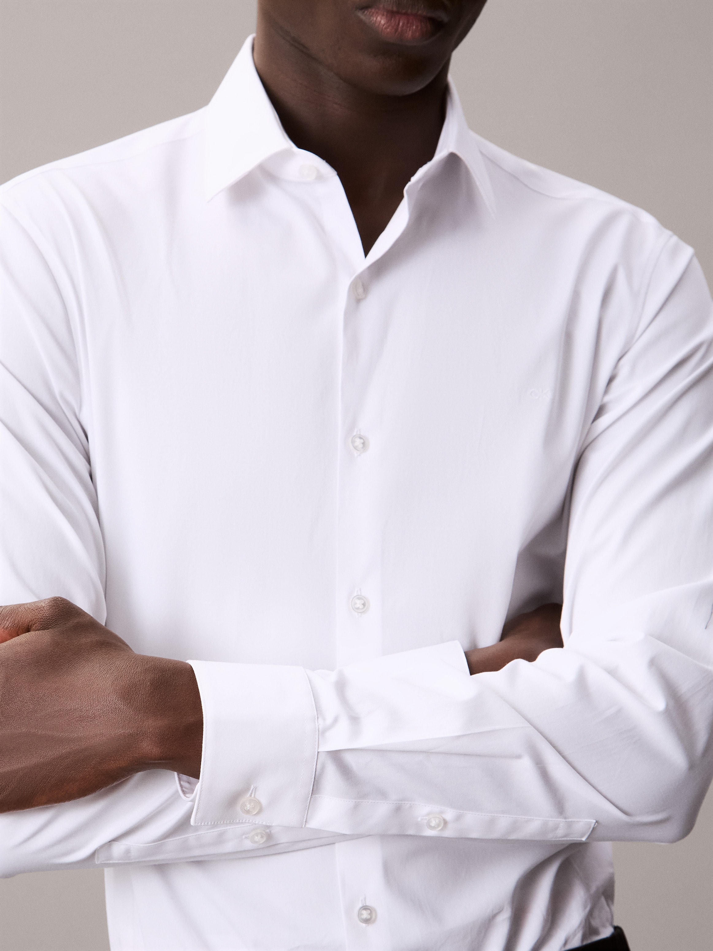 Calvin Klein Businesshemd »SLIM ESNTL POPLIN NOS STR SLD«, Mit Monogramm-Stickerei