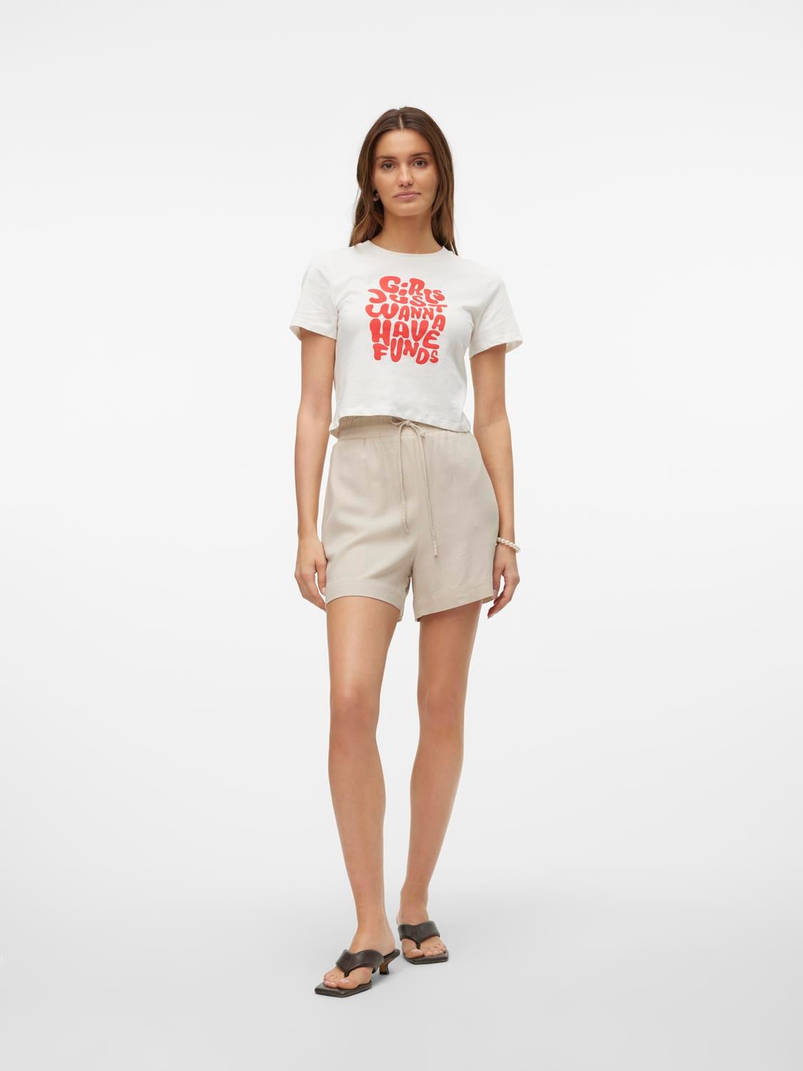 Vero Moda Shorts »VMMYMILO HW PAPERBAG SHORTS WVN GA«, mit Leinen