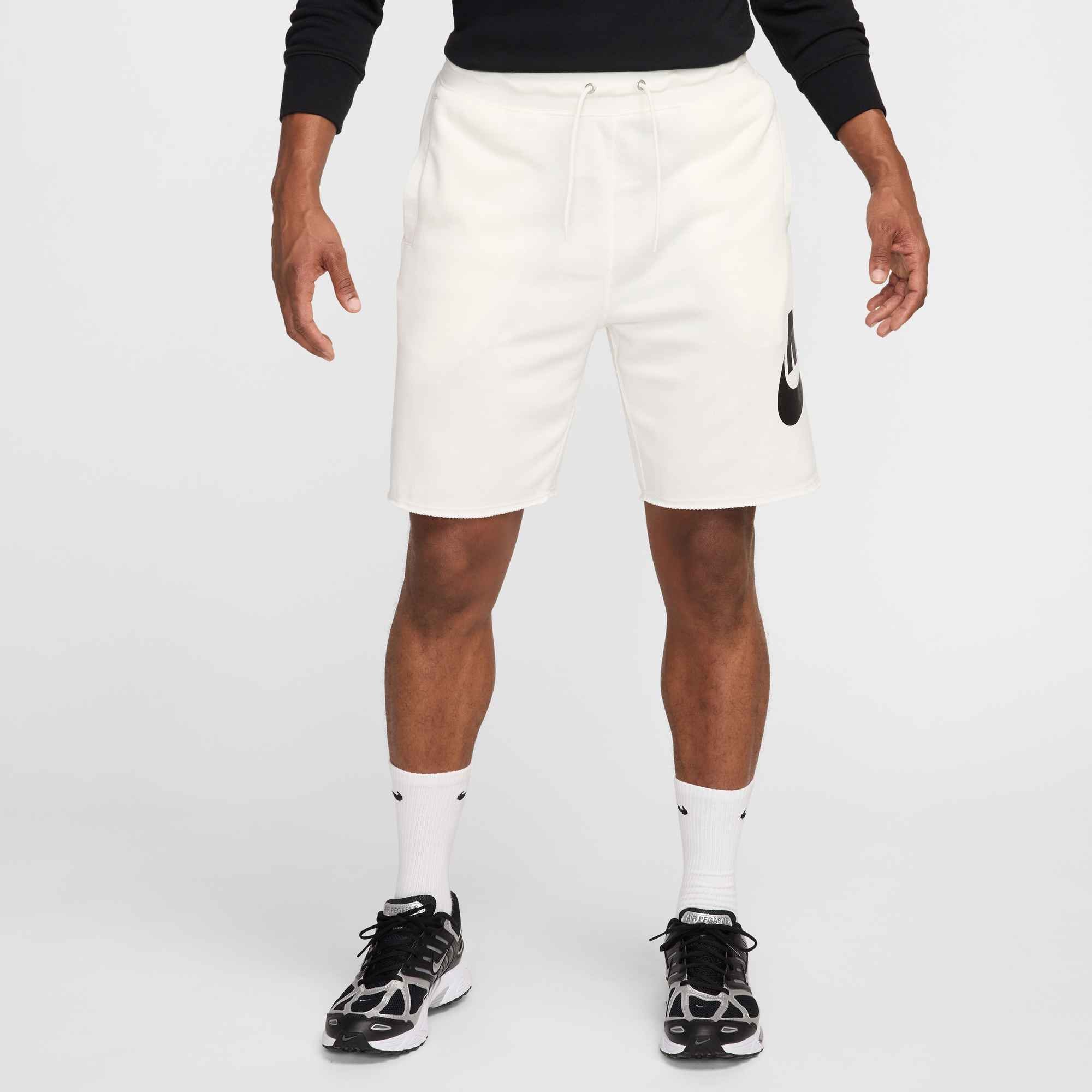 Nike Sportswear Shorts »M NK CLUB ALUMNI FT SHORT«  aus French Terry, mit Kordelverschluss, lässiger Schnitt