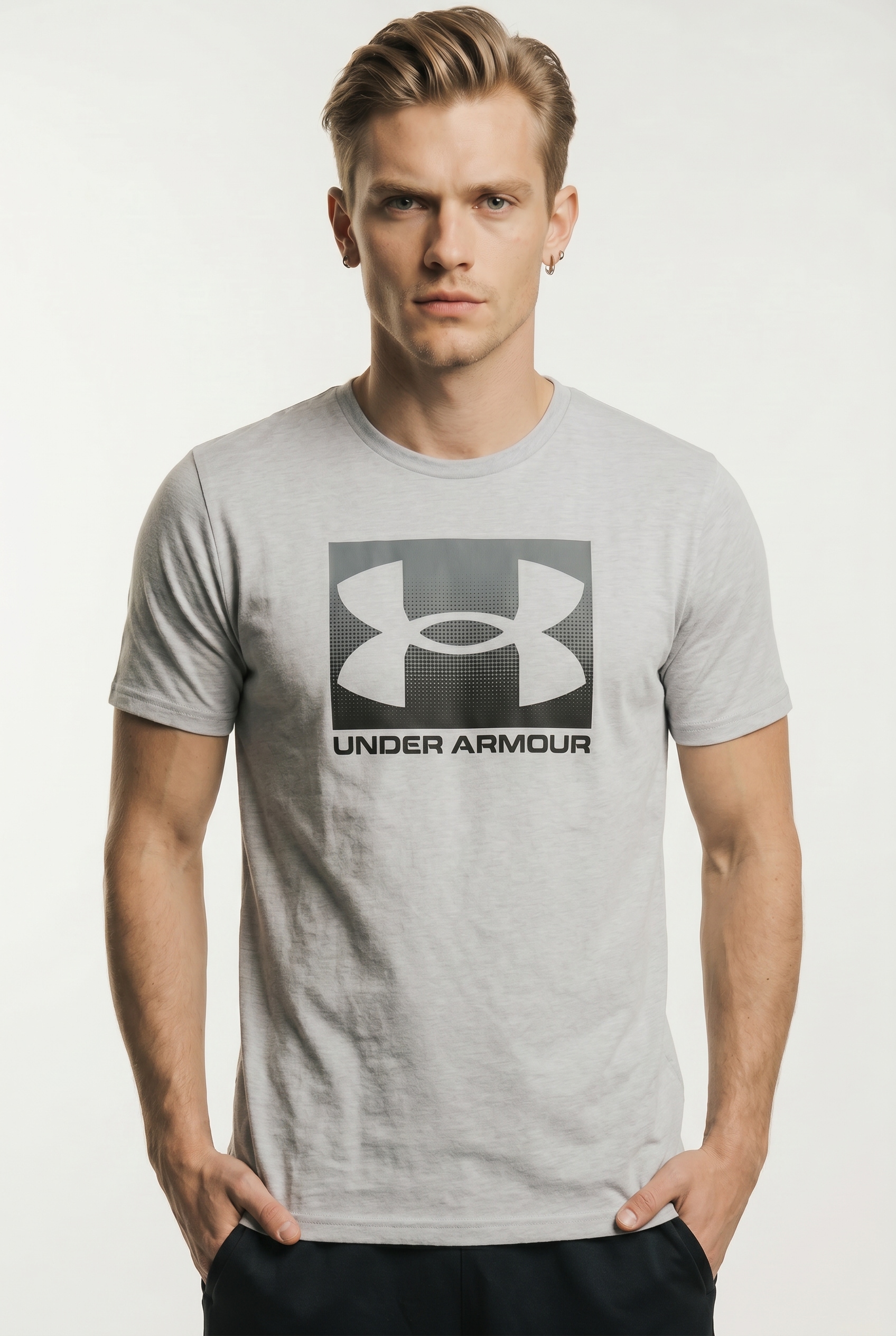 Under Armour T-Shirt "UA M BOXED SPORTS UPDATED SS" mit Rundhalsausschnitt, aus Baumwolle und Polyester, pflegeleicht