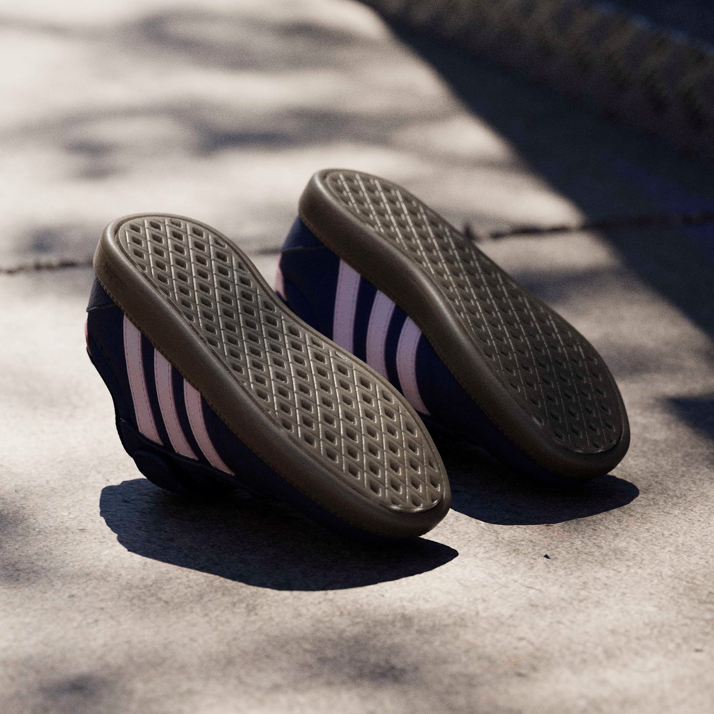 adidas Sportswear Sneaker »BREAKNET SLEEK  KINDER«  inspiriert vom Design des adidas handball spezial