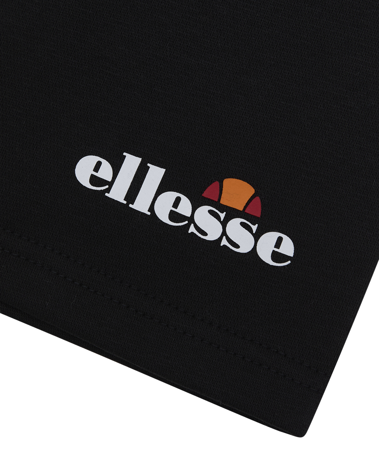 Ellesse Shorts »MIETTA 2 SHORT«  aus Baumwolle und Polyester, normaler Schnitt, sportlicher Stil