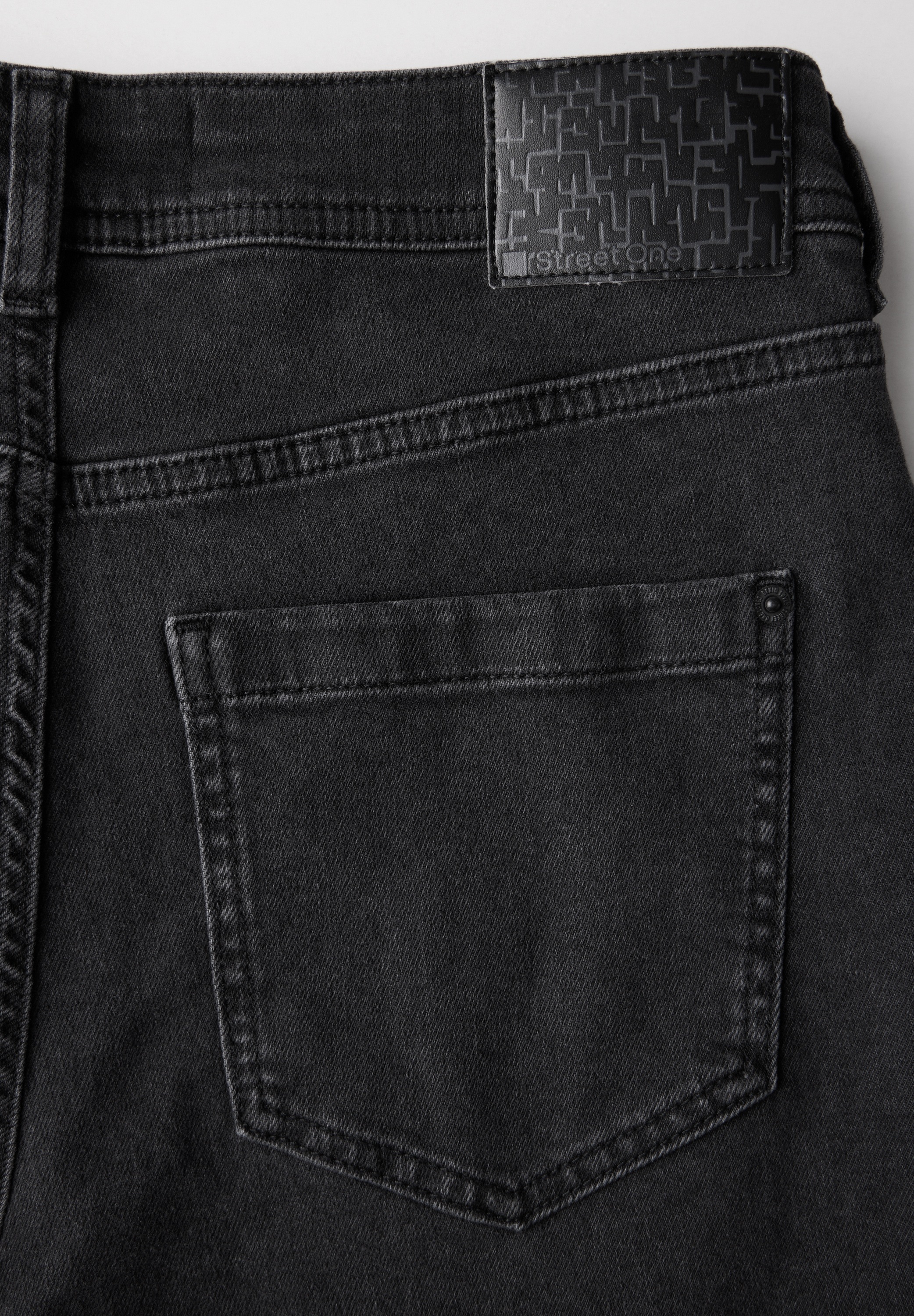 STREET ONE Gerade Jeans, 4-Pocket Style