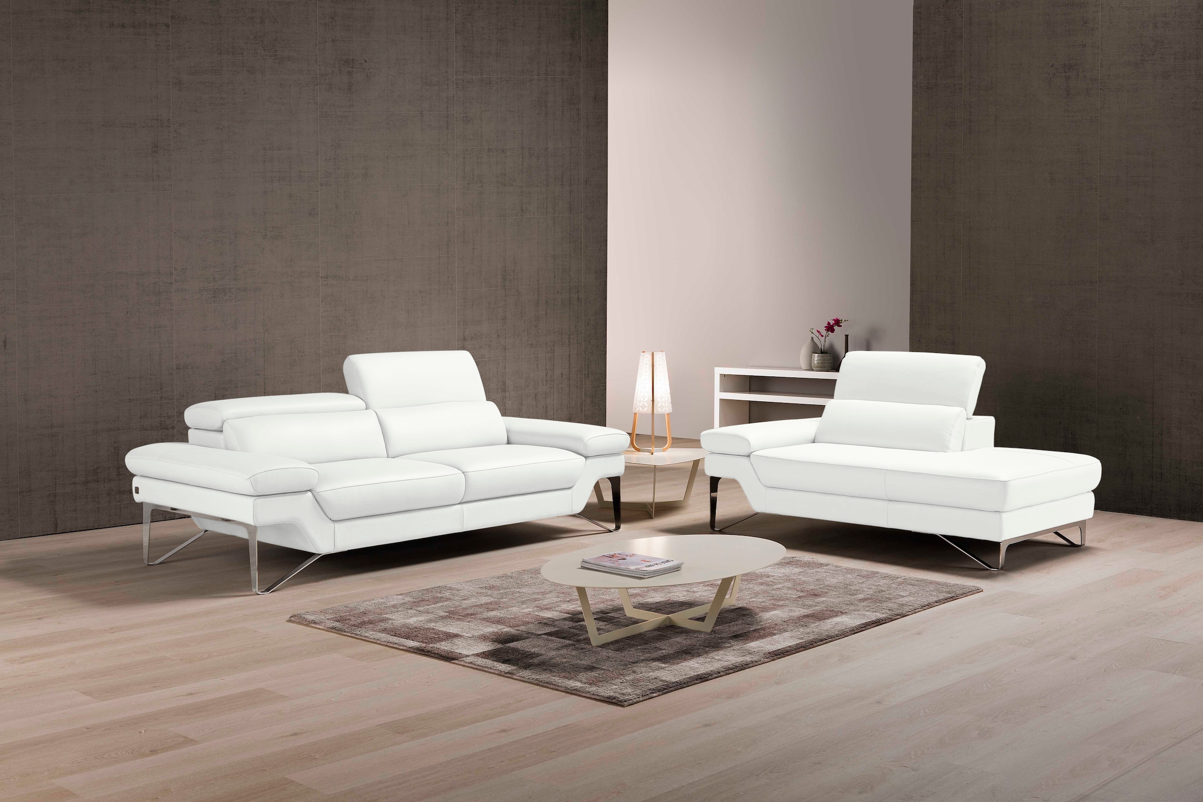 Egoitaliano Polstergarnitur "Princess Design und Sitzkomfort im Einklang, bequem und hochwertig" Set aus 2,5 Sitzer und freitehende Ottomane, Kopfstützen verstellbar