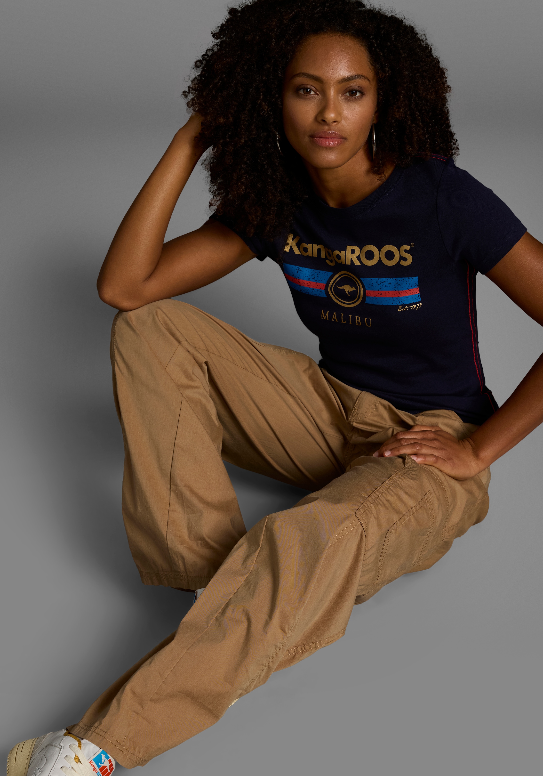 KangaROOS T-Shirt, Kurzarm, unifarben und bedruckt, Rundhalsausschnitt