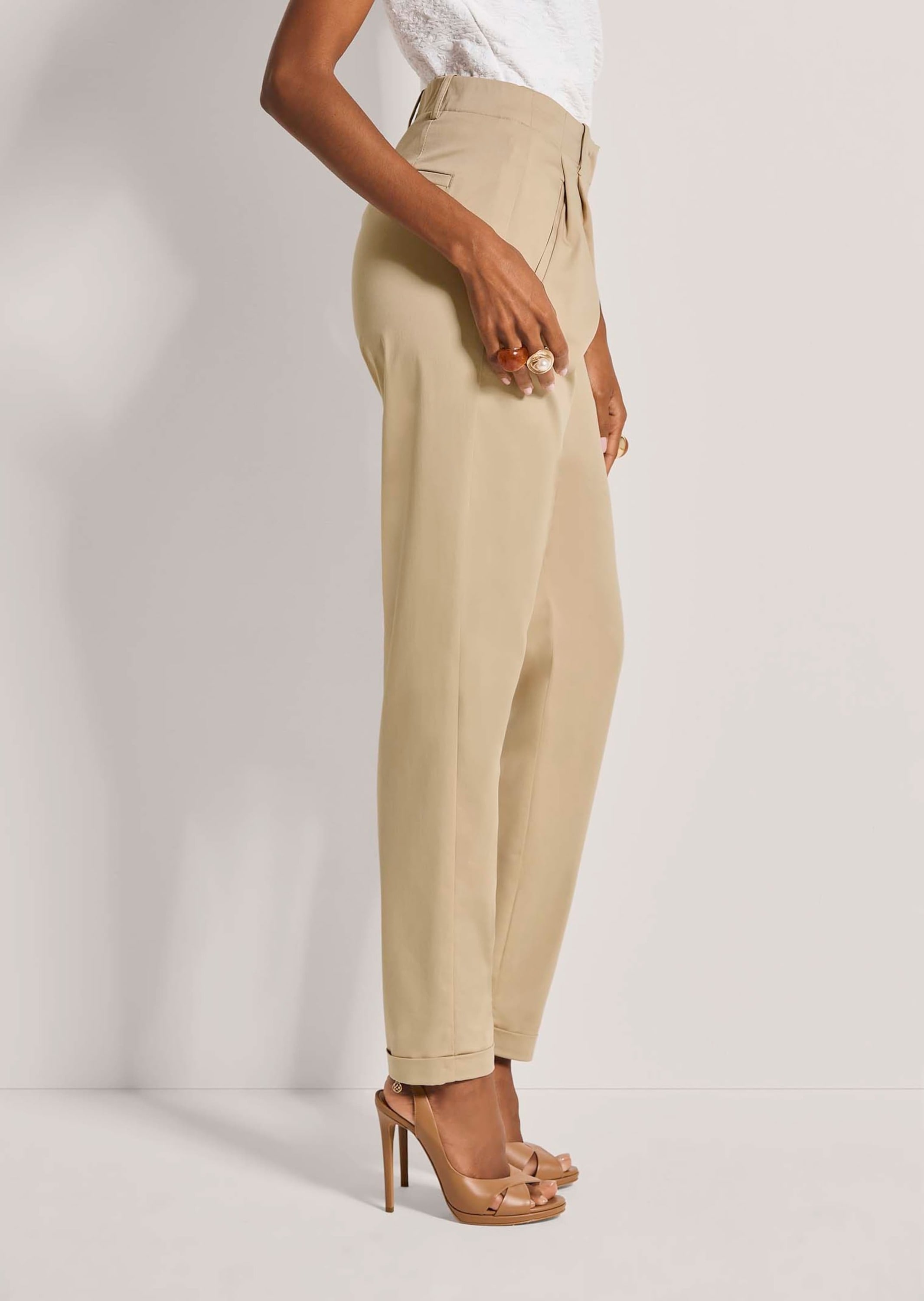 MADELEINE Chinohose »Chinohose Elegante Stoffhose mit Bundfalte«