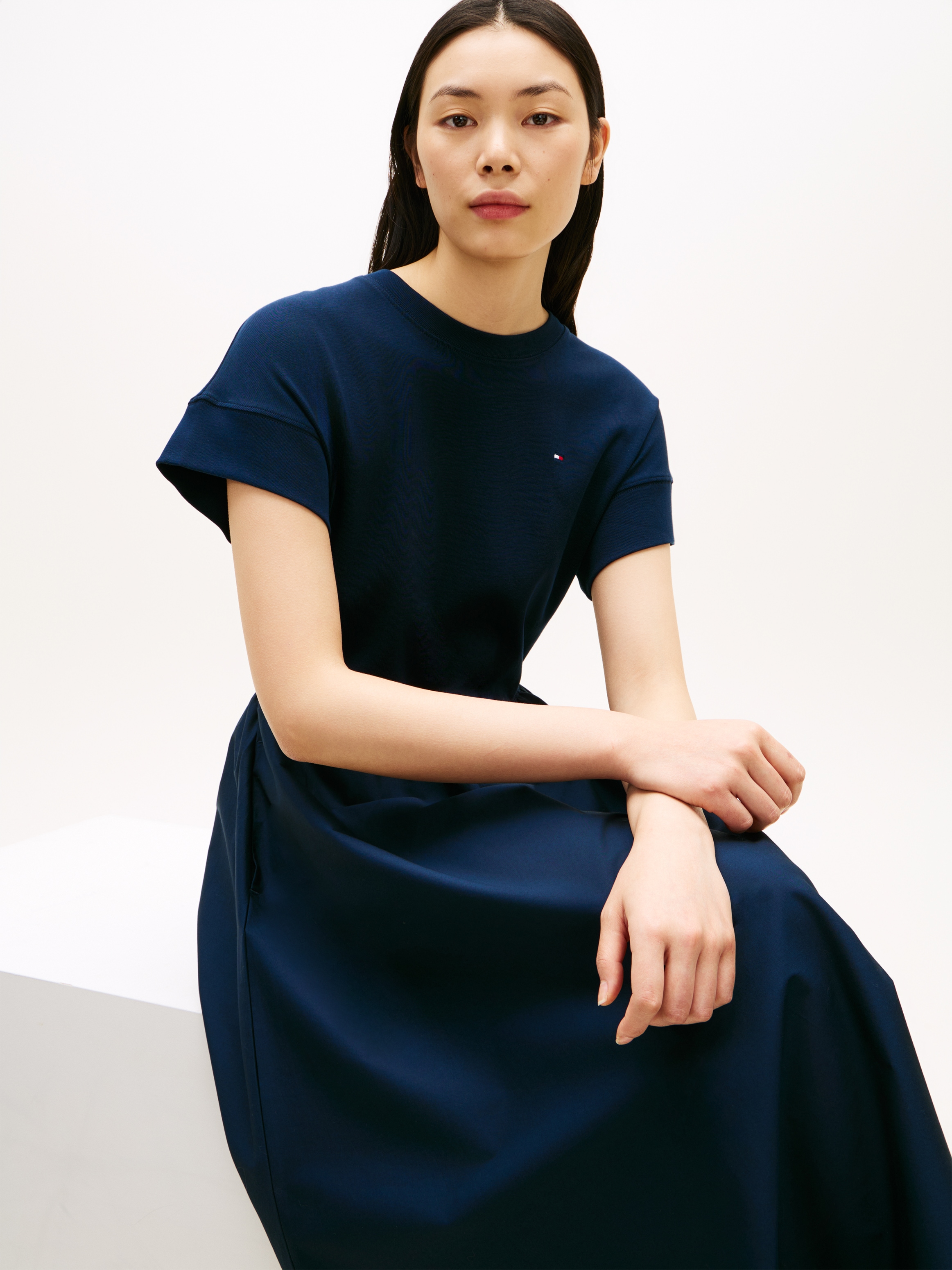 Tommy Hilfiger A-Linien-Kleid »CODY MIX MEDIA C-NK MIDI DRESS«