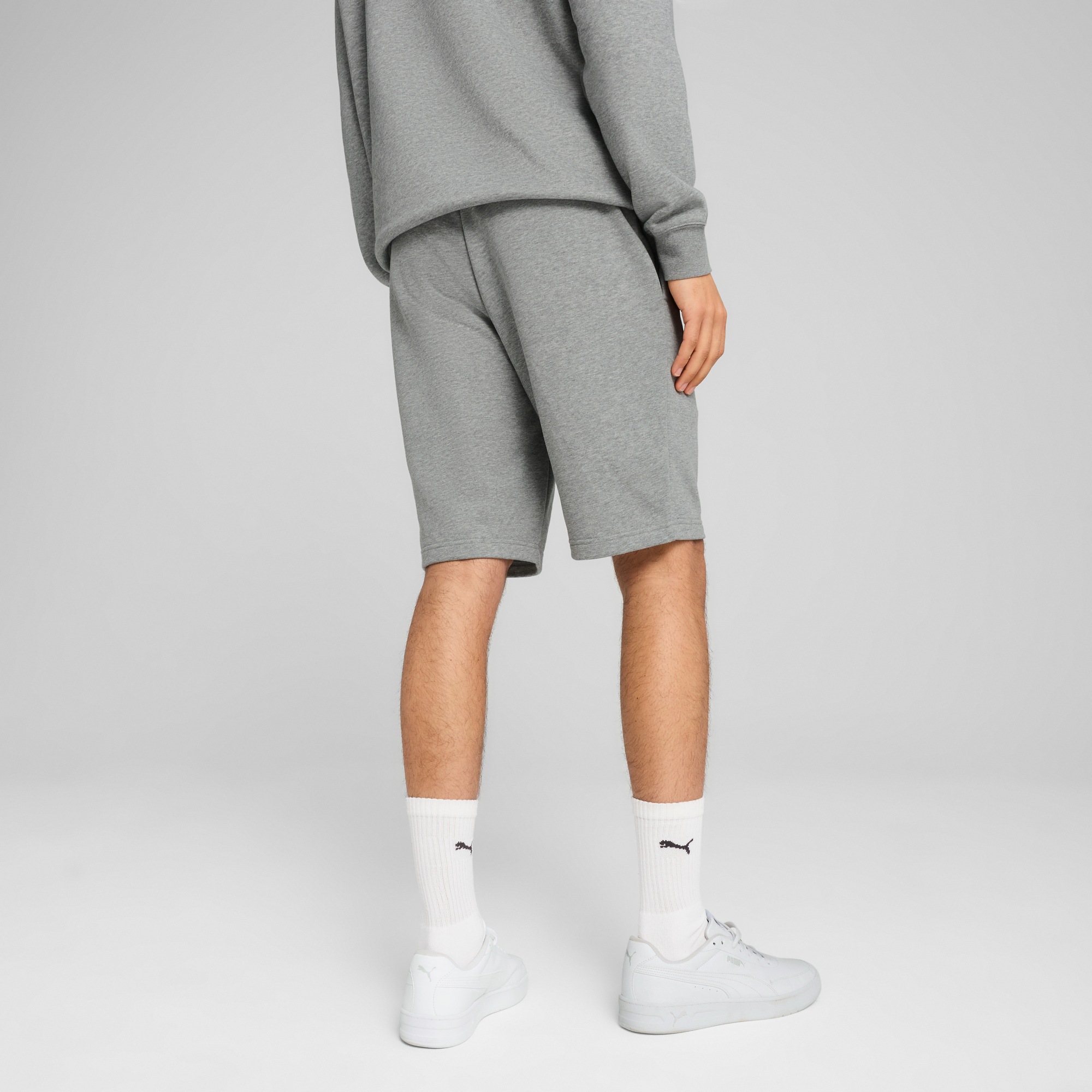 Thumbnail - PUMA Trainingsshorts "ESS NO. 1 LOGO SHORTS 10"" für Sportmode und aktive Freizeit, aus French Terry Material