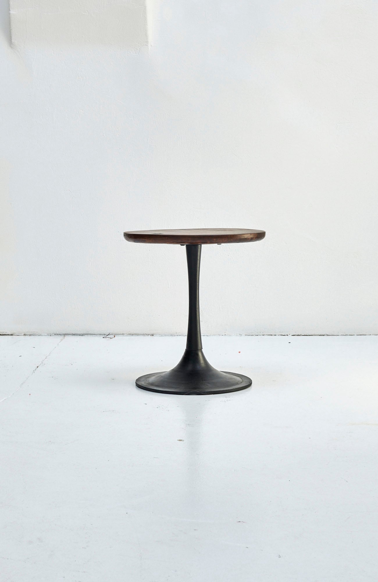 TOM TAILOR HOME Beistelltisch »T-MODERN COUCH TABLE SMALL«, mit eingelassenem TOM TAILOR Button