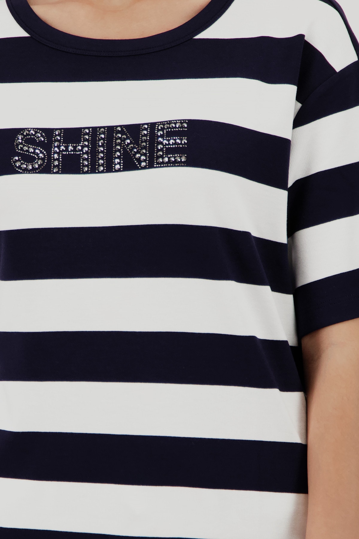 Monari Sweatshirt »Sweatshirt Basic Ringel+Schmuck«, Regular fit mit Strasssteinen
