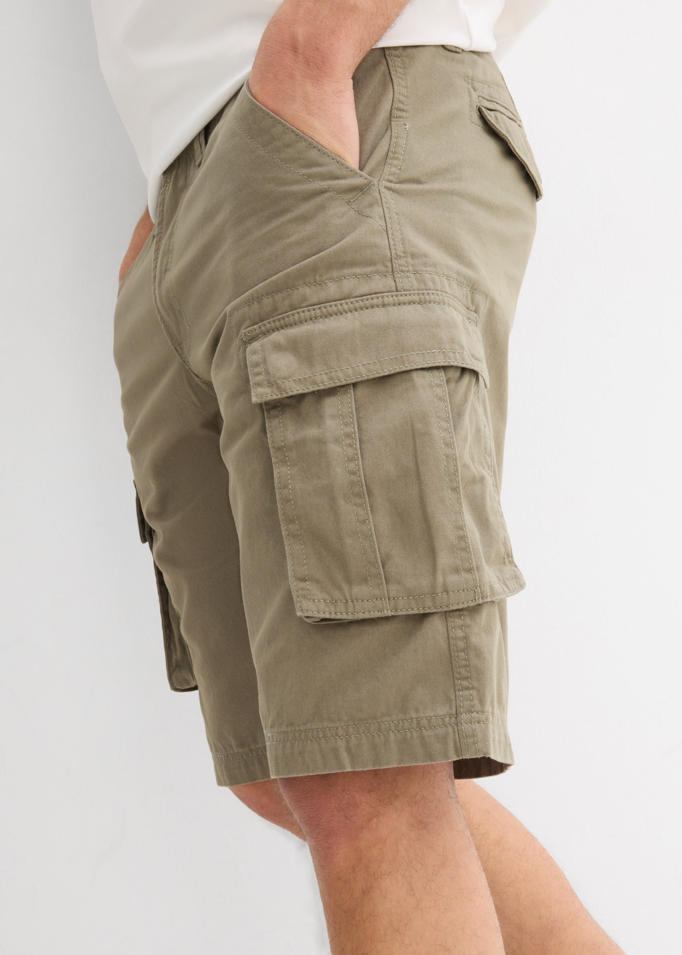 bonprix Cargobermudas  Cargohose, aus Baumwolle, mit Pattentaschen, relaxed fit