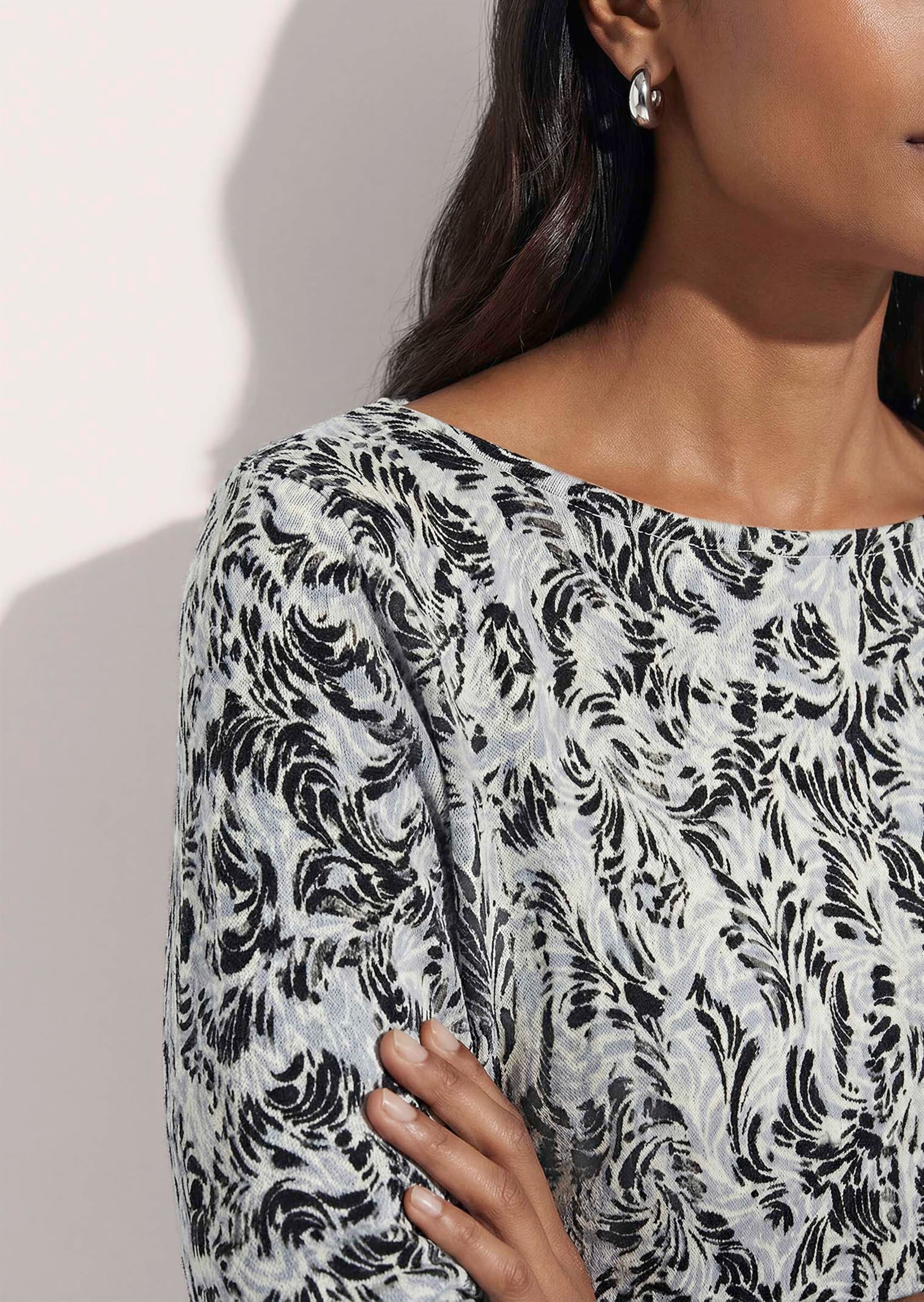MADELEINE Longpullover »Pullover Kaschmirpullover mit floralem Druck«