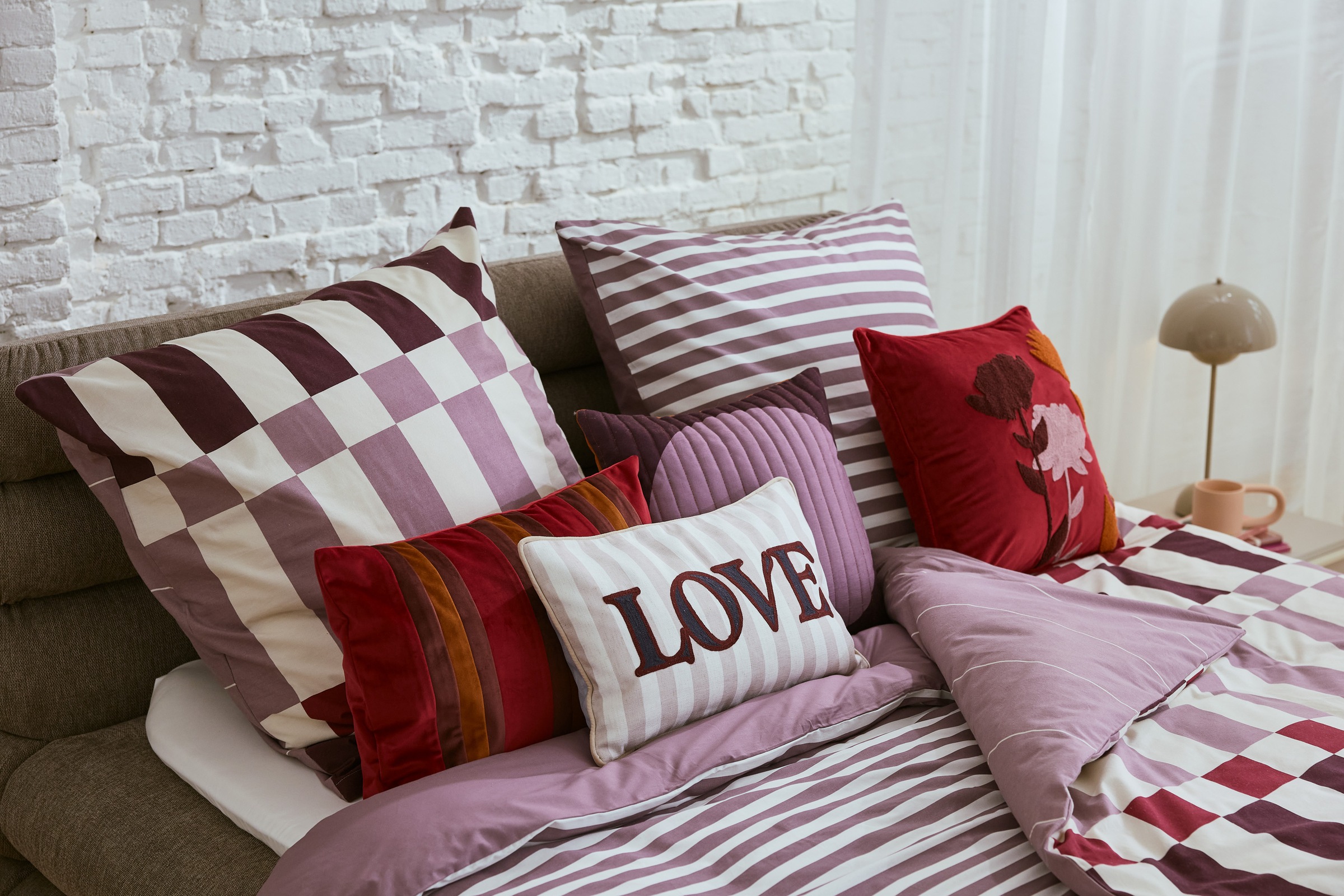 TOM TAILOR HOME Dekokissen "Love" mit Leinenanteil günstig online kaufen