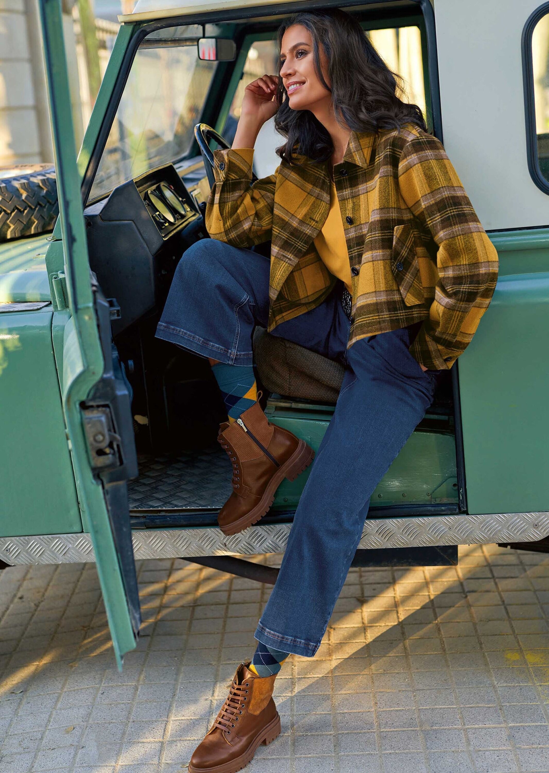 MADELEINE Outdoorjacke »Jacke Kurzes Shacket im Karodesign«