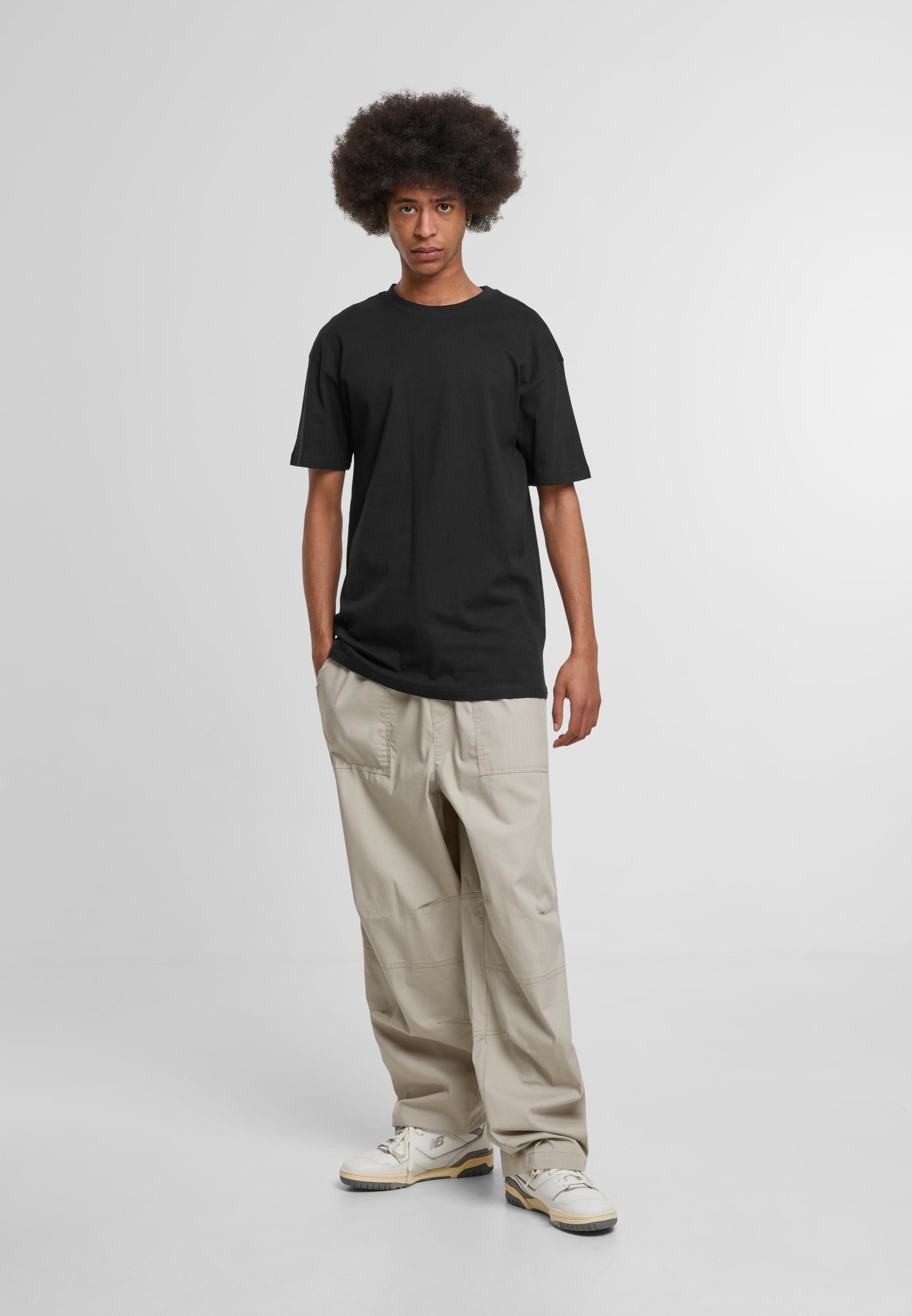 URBAN CLASSICS Stoffhose »Urban Classics Loose Fit Pants With Darts«, (1 tlg.)