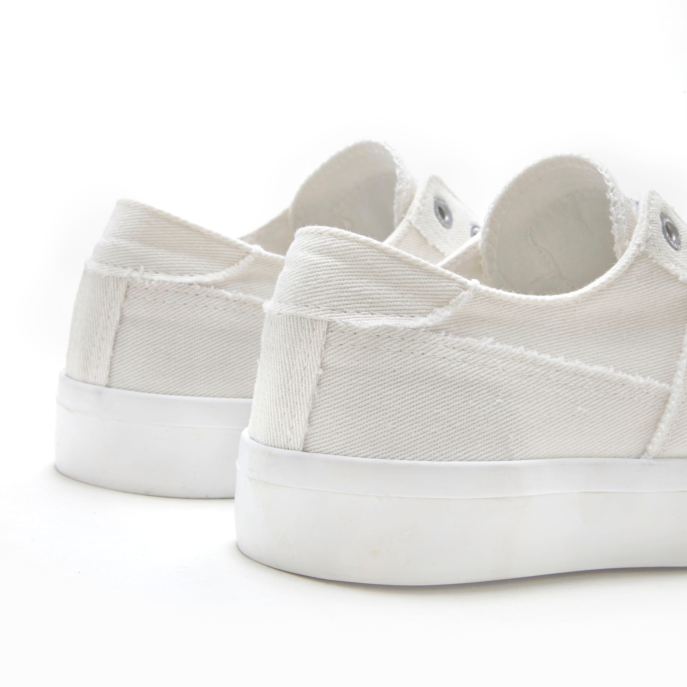 Sneaker ELBSAND "Halbschuh, Slipper, Freizeitschuh, Stoffschuhe, Textilschuhe", Damen, Gr. 37, weiß, Obermaterial: 100% Textilmaterial. Decksohle: 100% Textilmaterial. Futter: 100% Textilmaterial. Laufsohle: 100% Synthetik, unifarben, Schuhe Sneaker, Slip 3