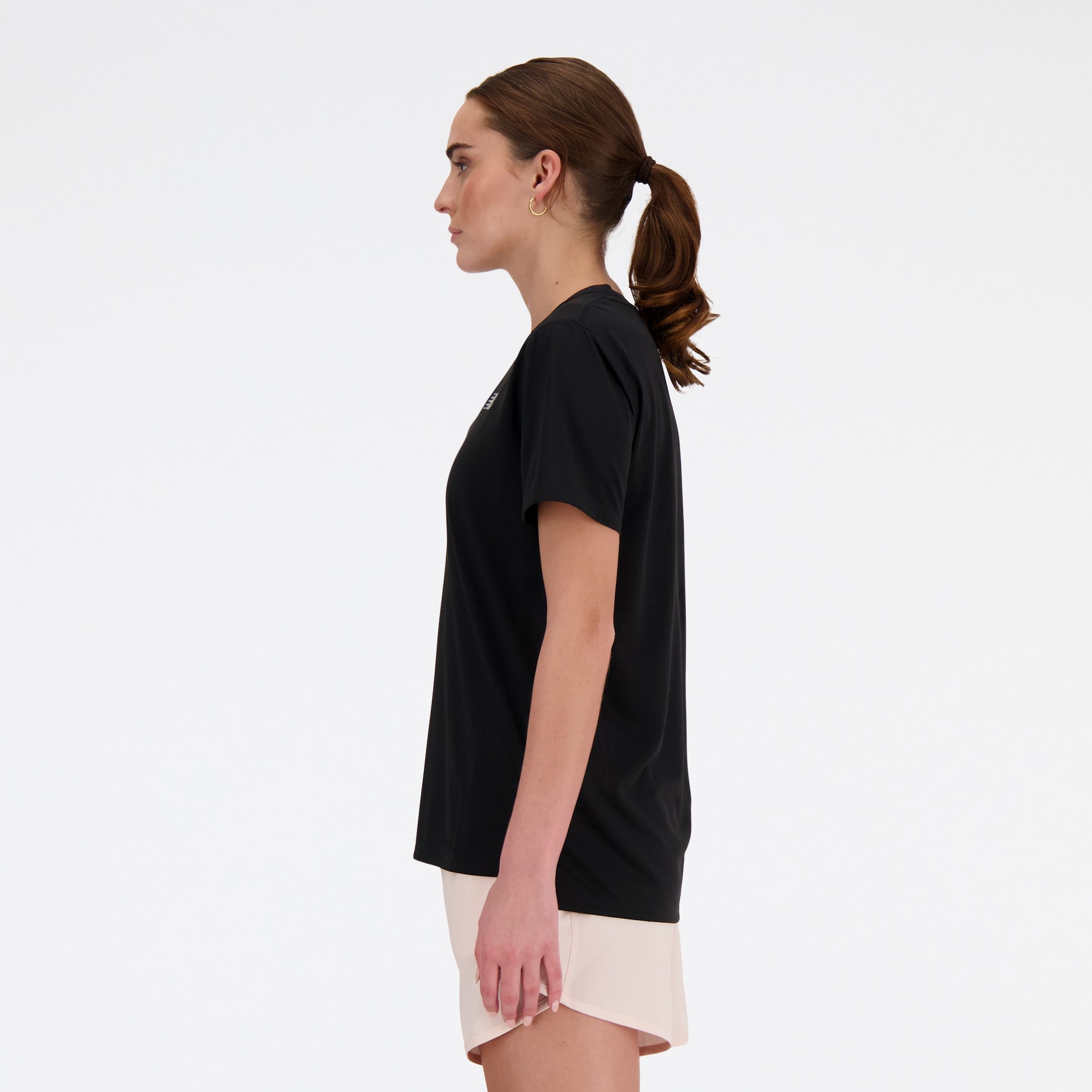 New Balance Laufshirt »Sport Essentials T-Shirt«, mit Markenlogo