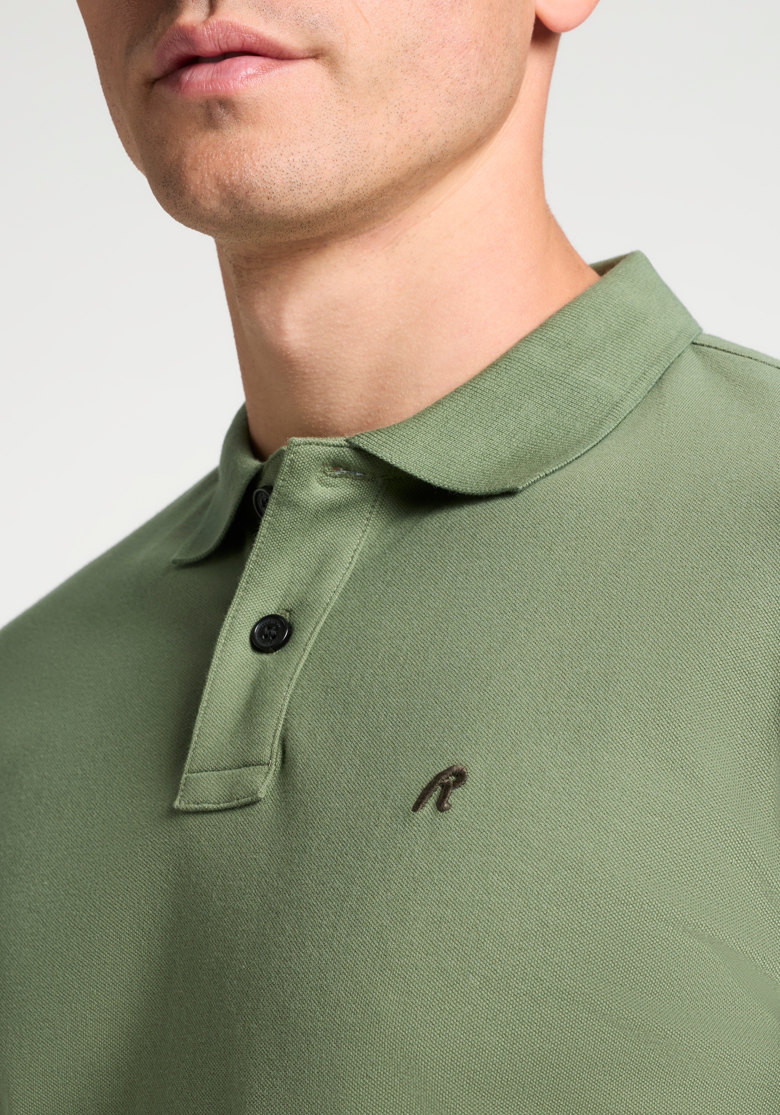 Thumbnail - Replay Poloshirt Feiner Piqué aus Baumwolle