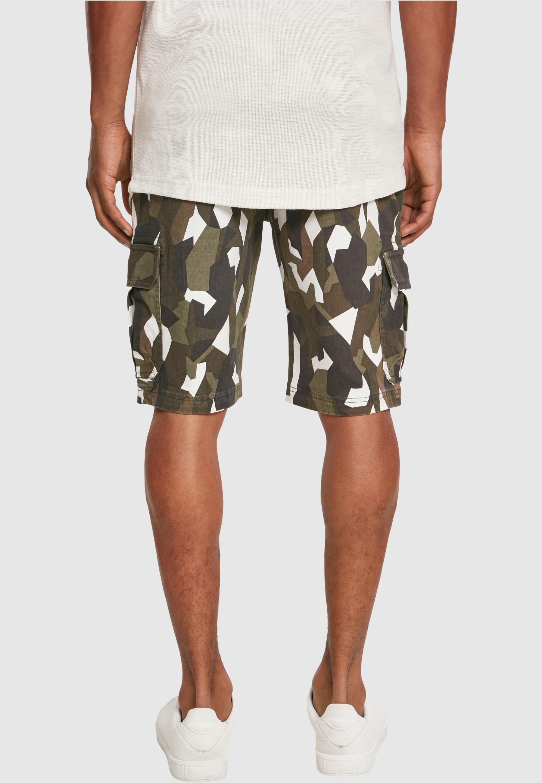 URBAN CLASSICS Stoffhose »Urban Classics Herren Geometric Camo Stretch Twill Cargo Shorts«, (1 tlg.)