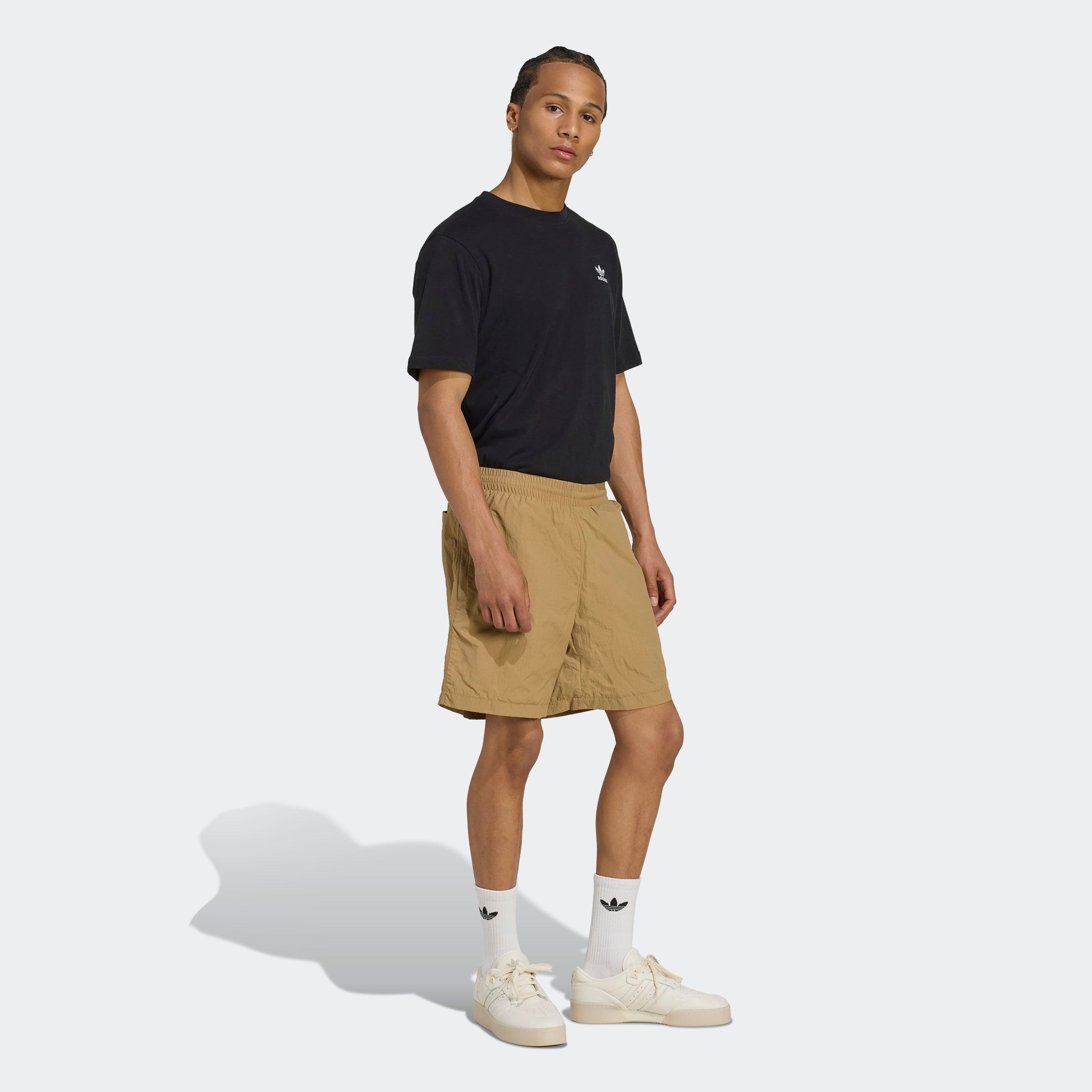 adidas Originals Shorts »ESS WVN SHORTS«, (1 tlg.)