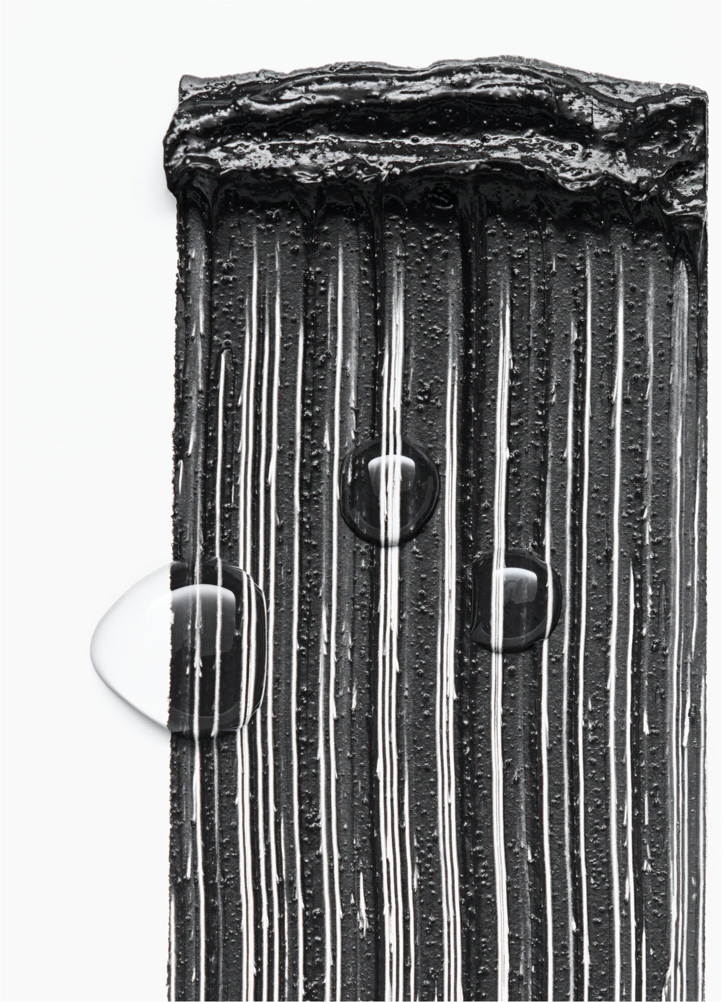 Catrice Mascara »Hyper Lash Waterproof Mascara«, Betont jede Wimper einzeln für einen intensiv ausdrucksstarken Blick