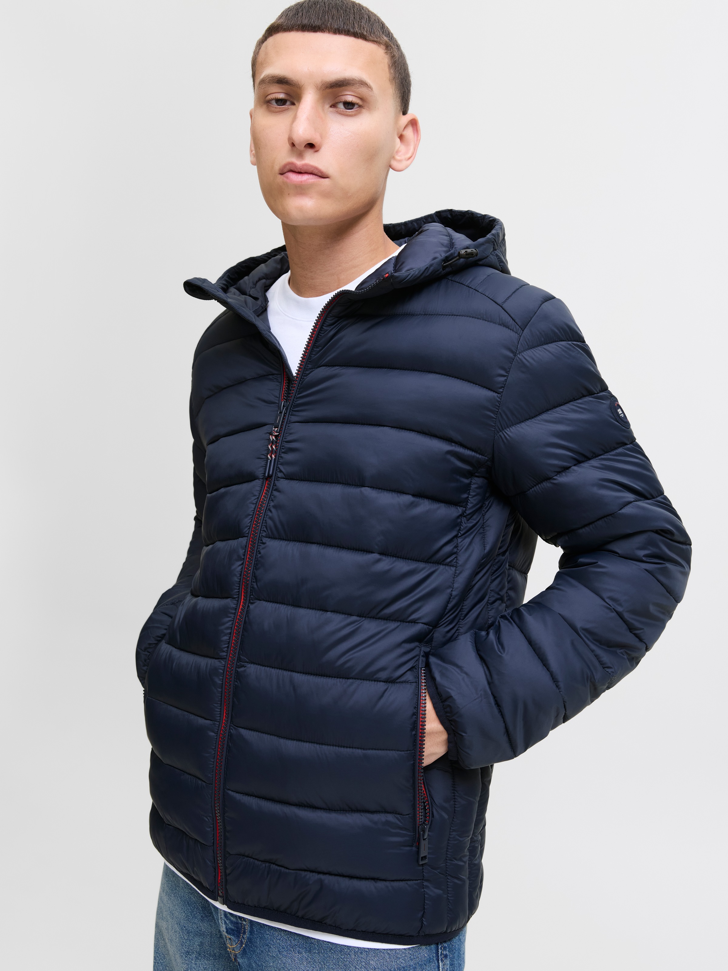 Jack & Jones Steppjacke "JJEBRADLEY LIGHT PUFFER HOOD NOOS", mit Kapuze günstig online kaufen