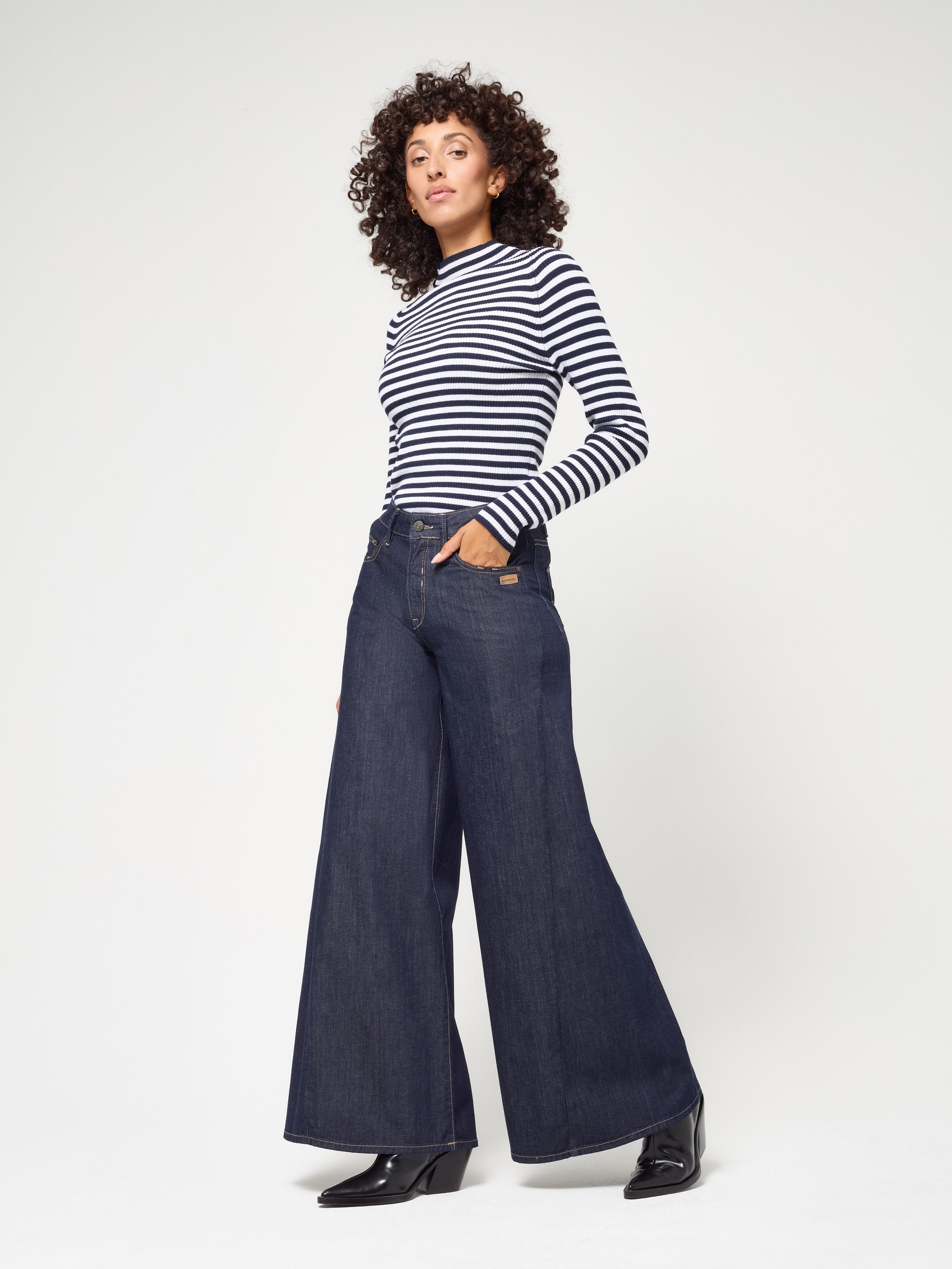 GANG Weite Jeans »94CARLOTTA PALAZZO« mit eingesetztem Keil für extra Weite
