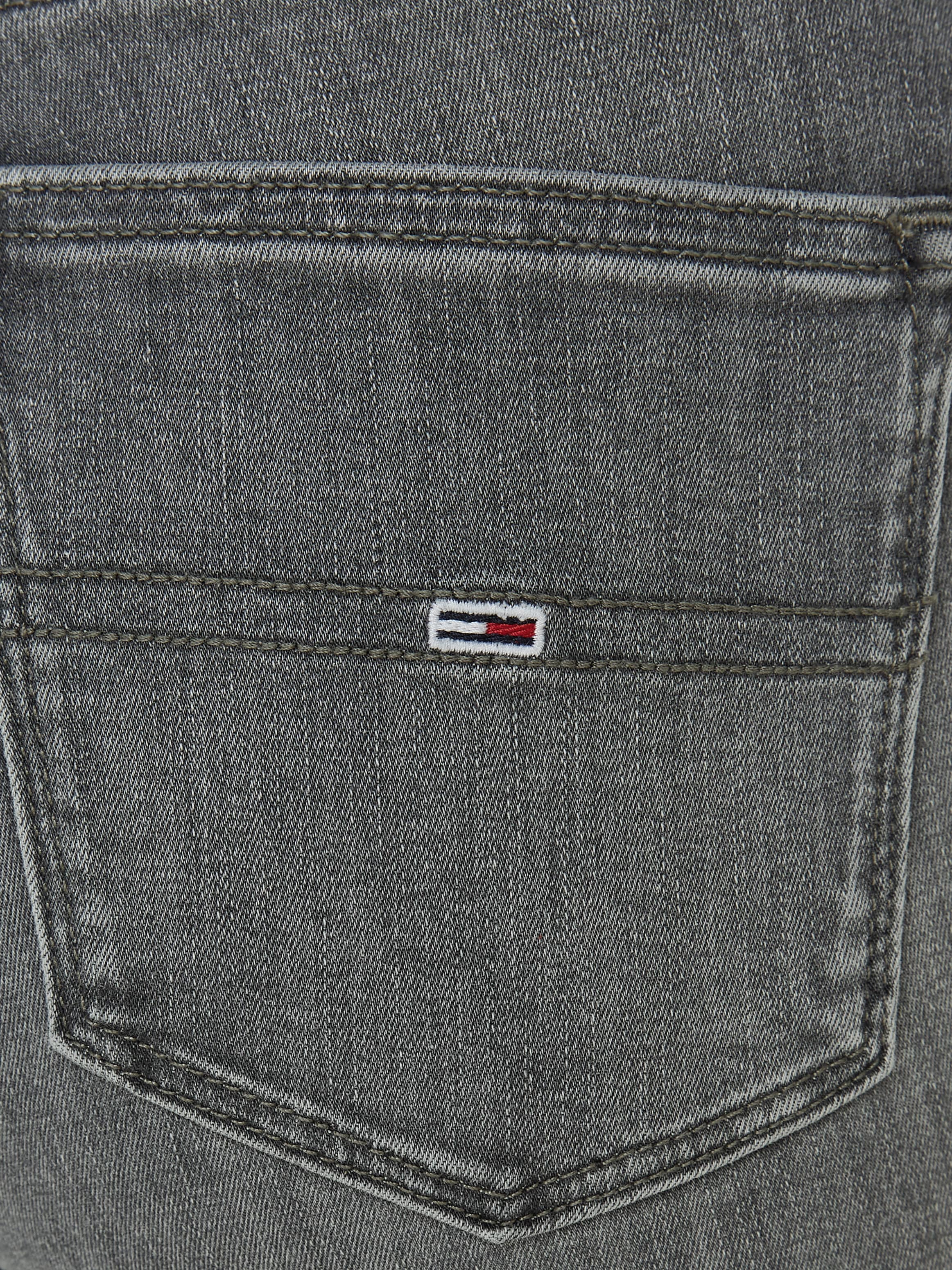 Tommy Jeans Skinny-fit-Jeans »Nora Mid Rise Skinny Fit«, mit Waschung, Logo-Badge