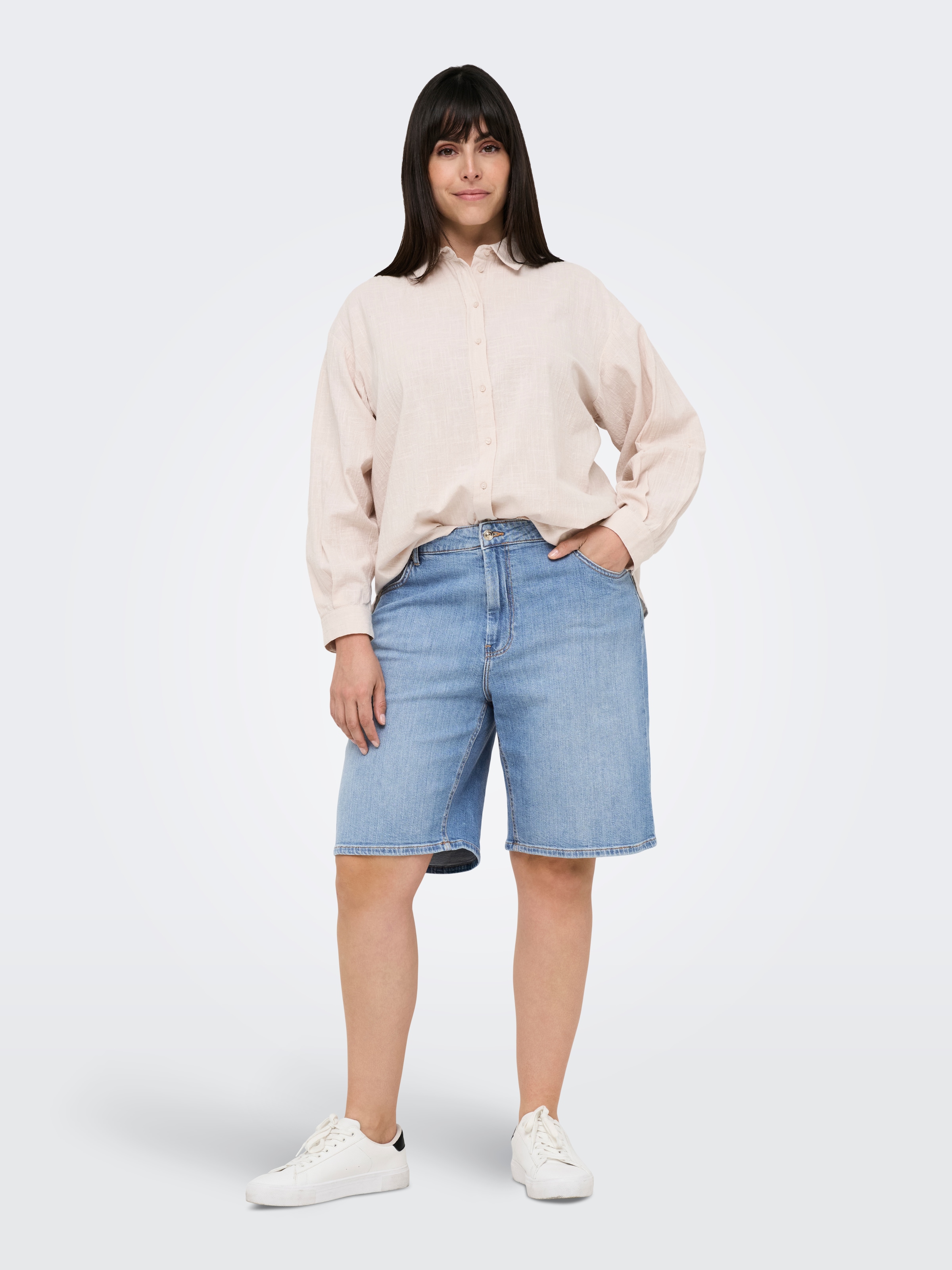 ONLY CARMAKOMA Jeansshorts »CARSONNY HW WIDE DNM SHORTS NAS843 NOOS«