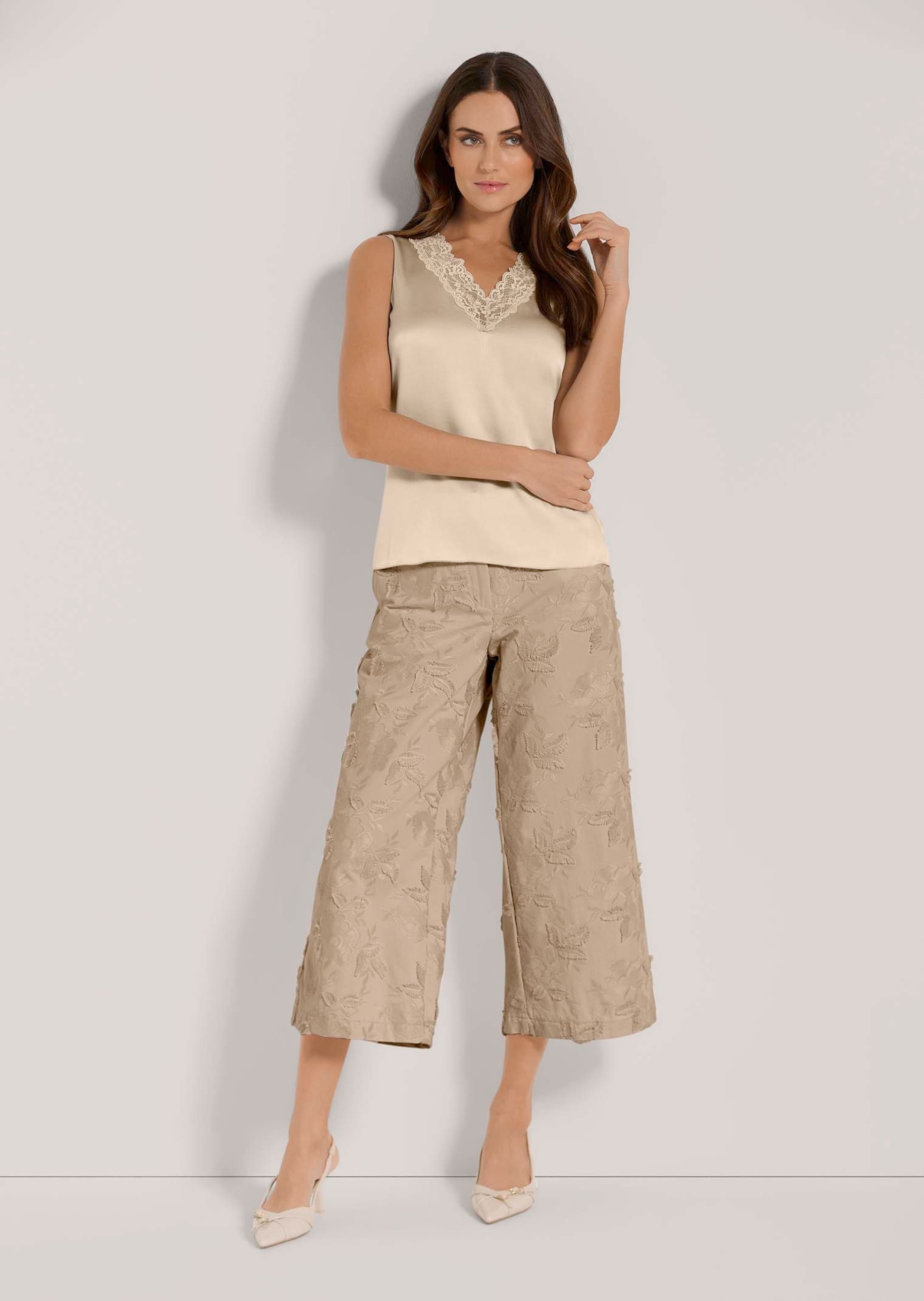 MADELEINE Trägertop "Top Lingerie-Top aus Seidensatin" edle Spitze am Aussc günstig online kaufen