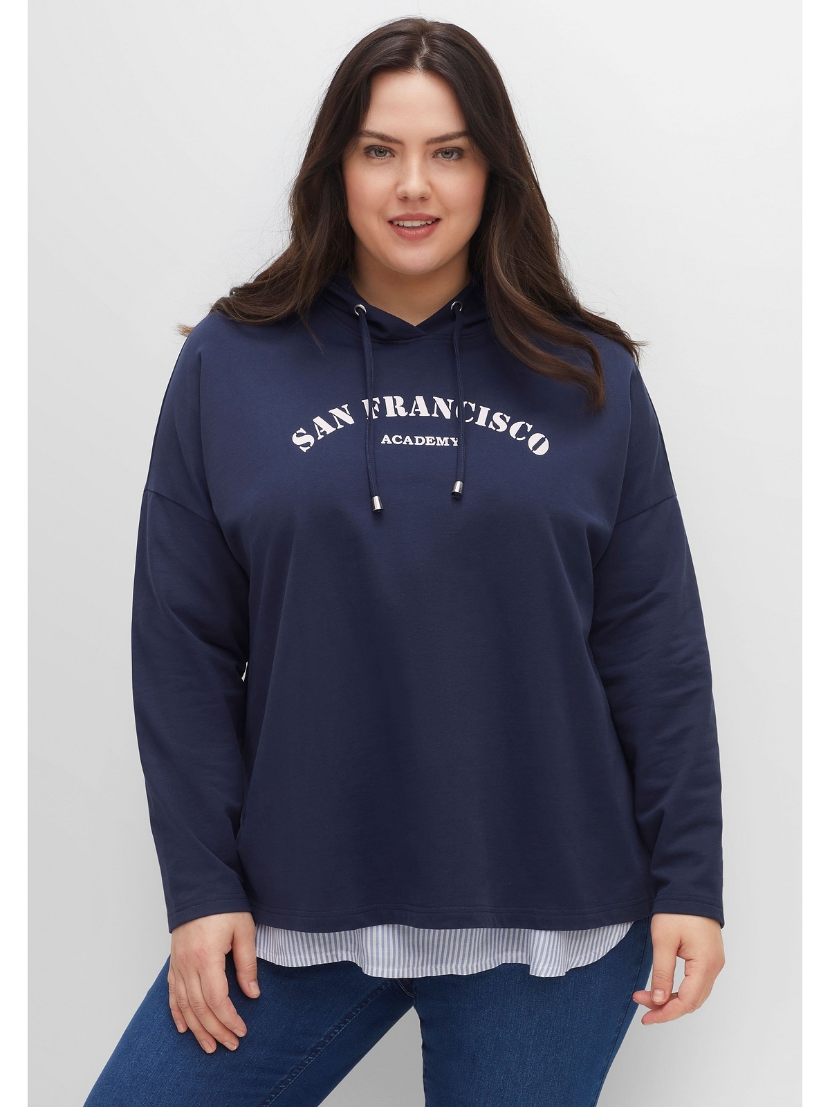 Sheego Kapuzensweatshirt »Große Größen«, mit Frontdruck, in A-Linie für  kaufen | BAUR