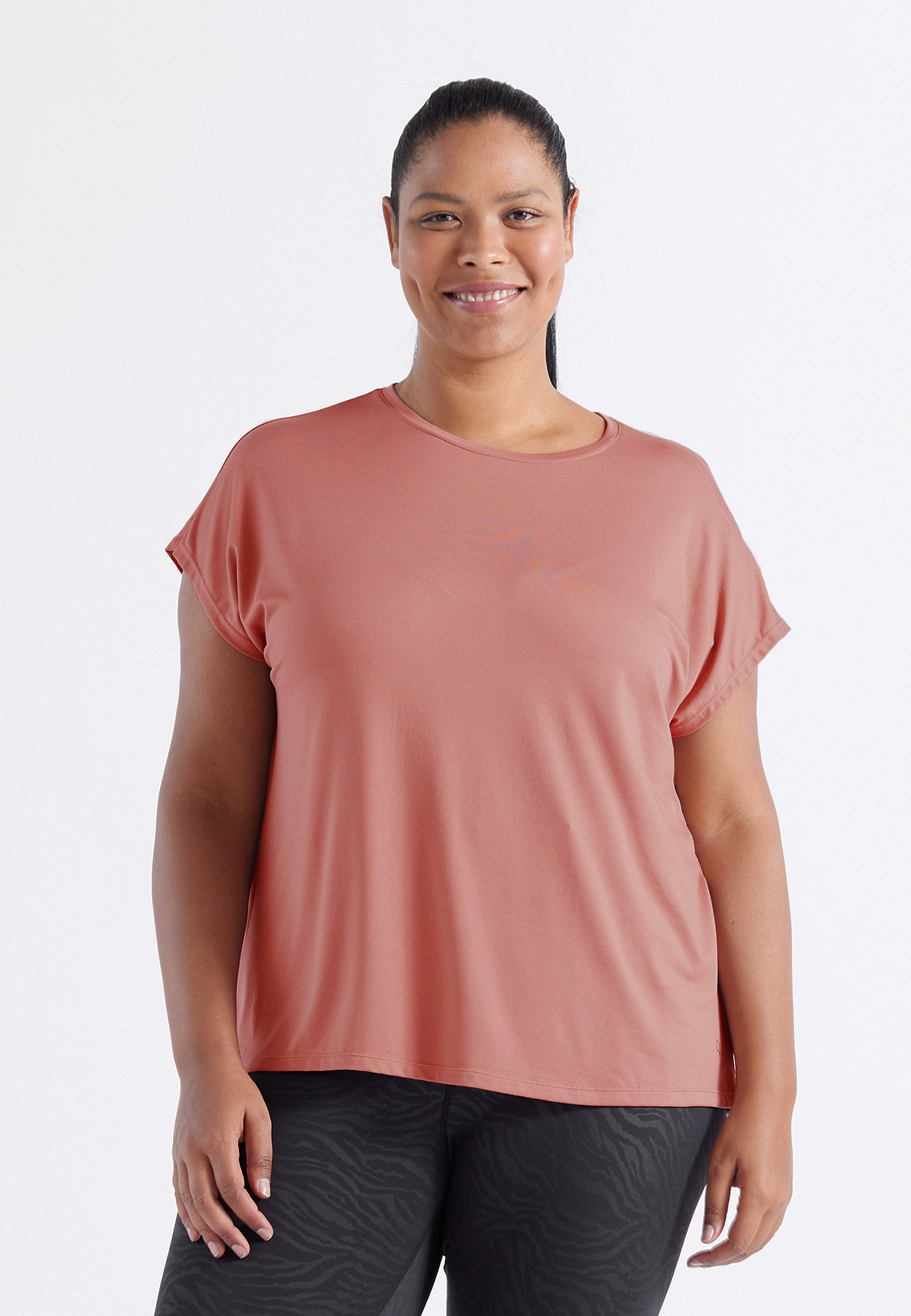 Q by Endurance Funktionsshirt "Jenirei" 1 Stk. tlg. mit atmungsaktivem Recy günstig online kaufen