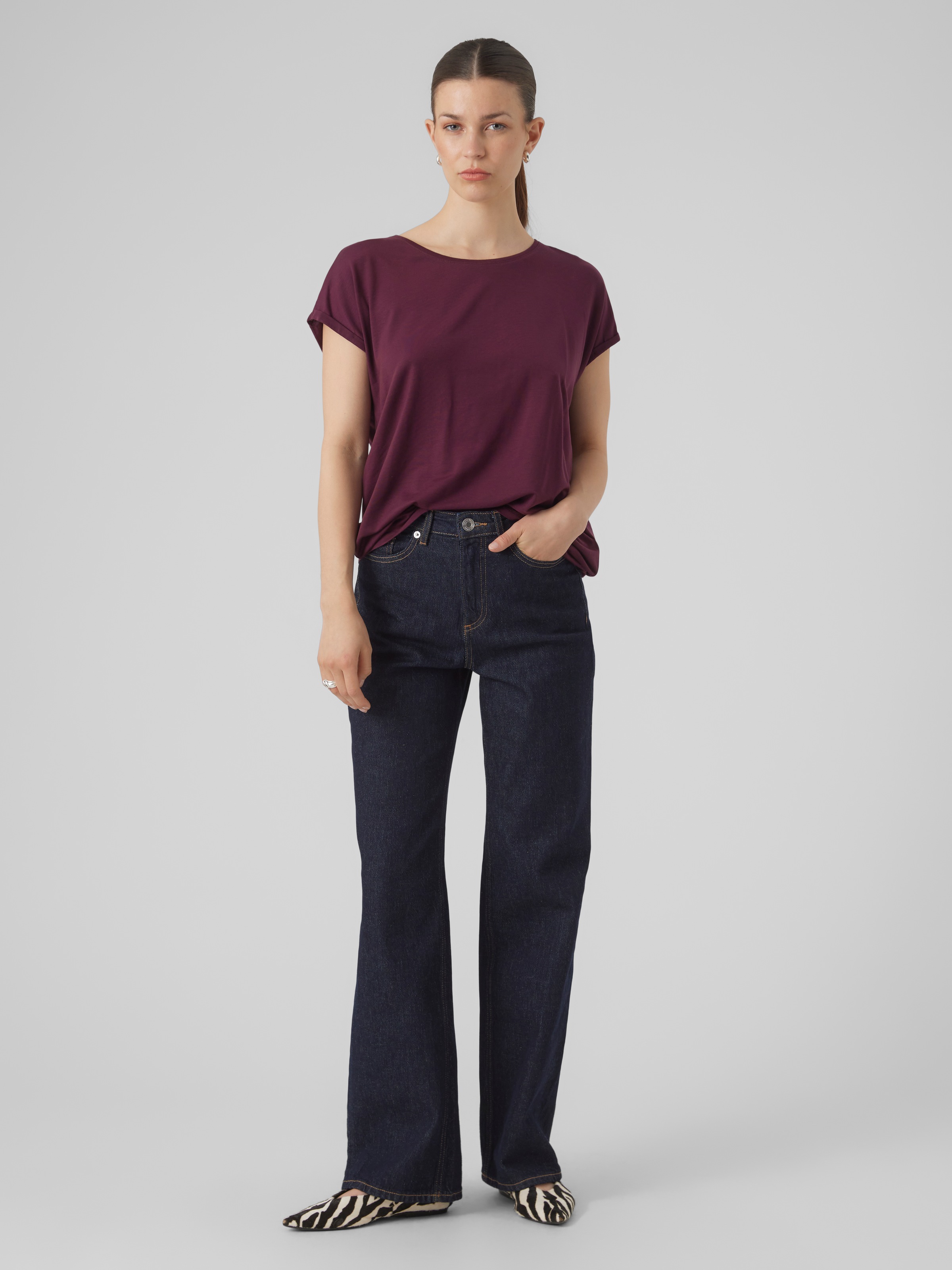 Thumbnail - Vero Moda Rundhalsshirt "VMAVA PLAIN SS TOP GAJRS NOOS" Materialmix, regular fit