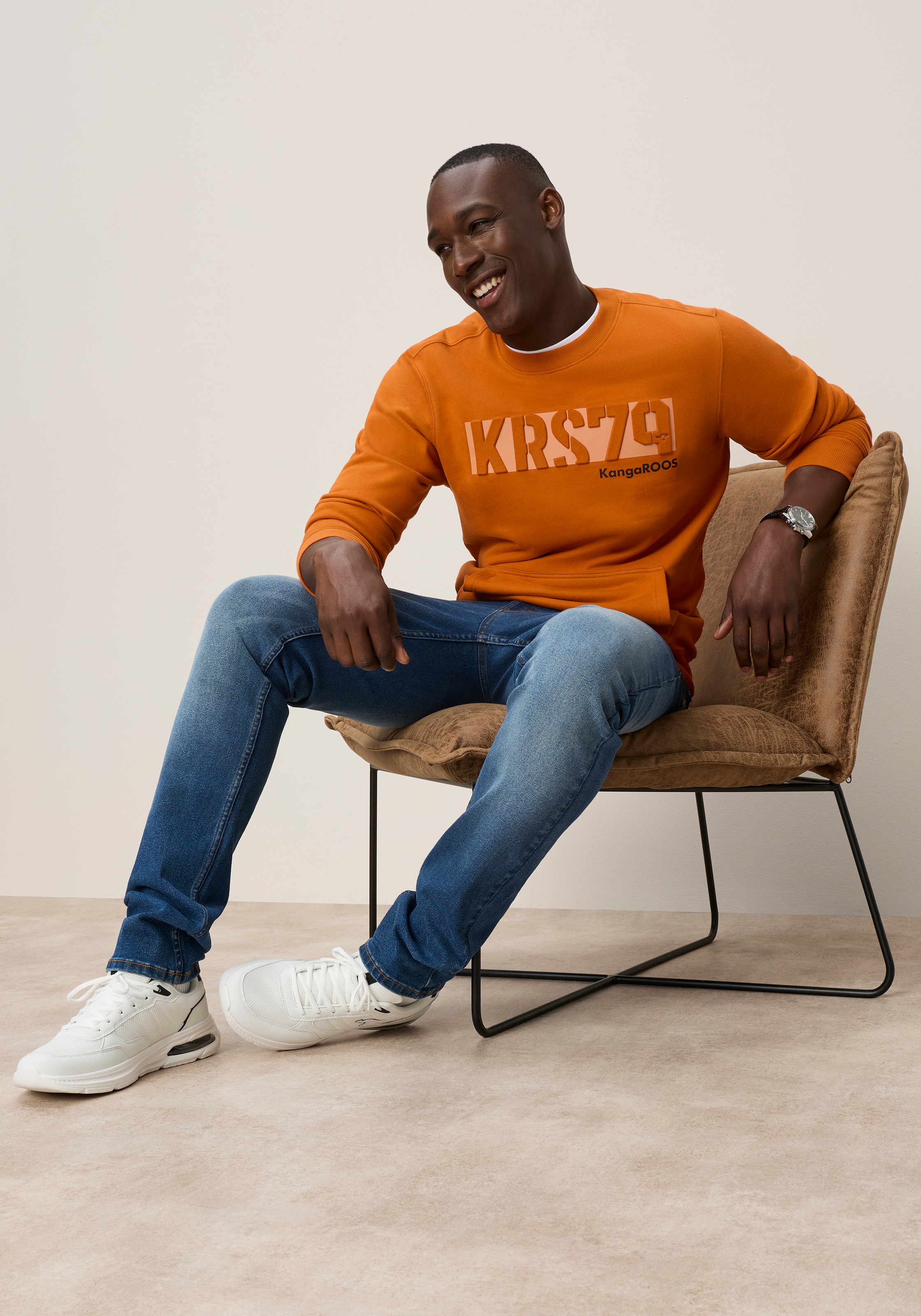 KangaROOS Sweatshirt , mit Rundhalsausschnitt, Langarm, aus Baumwolle und Polyester
