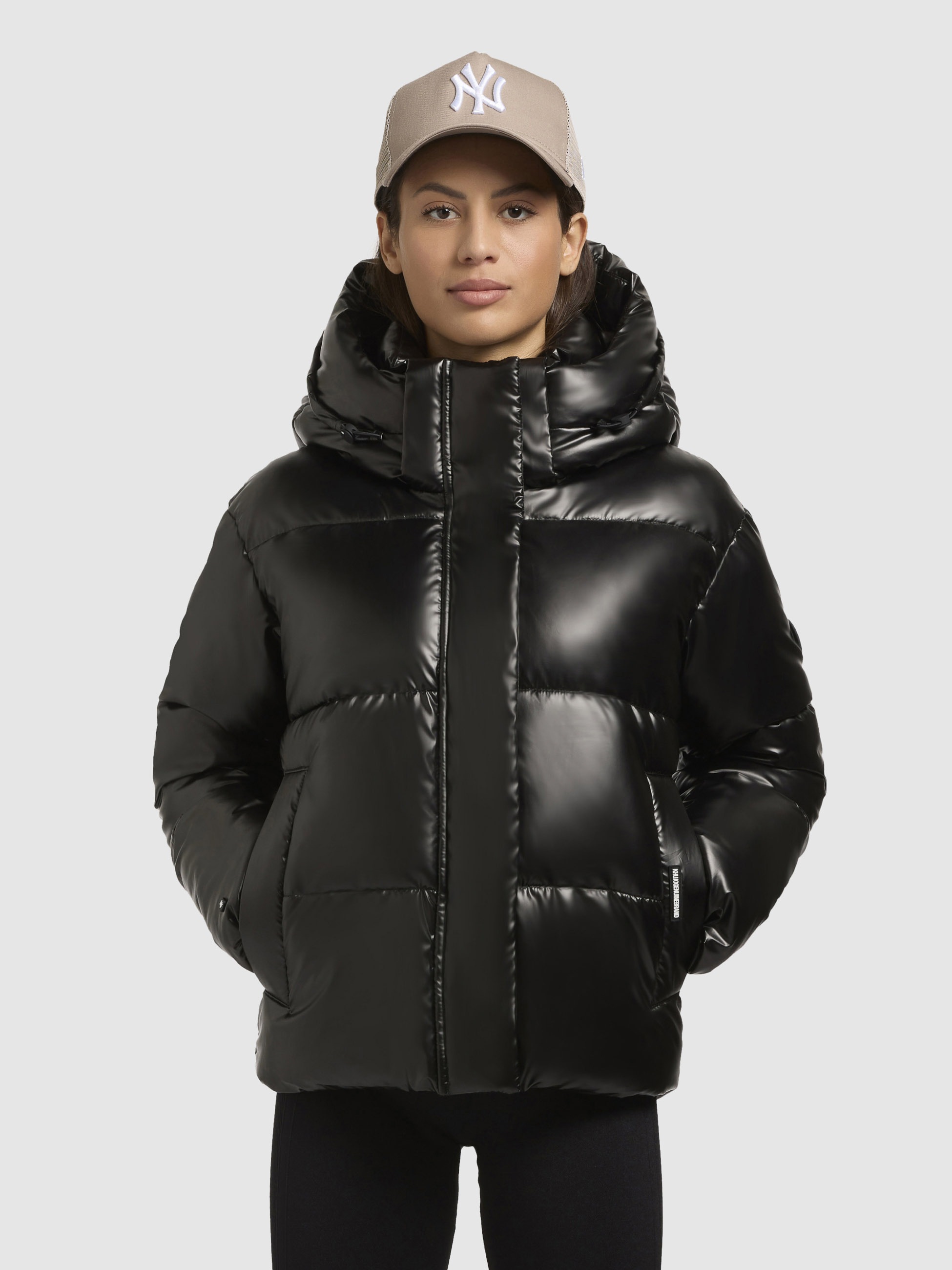 khujo Steppjacke »DEVINA SHINY«, mit Kapuze