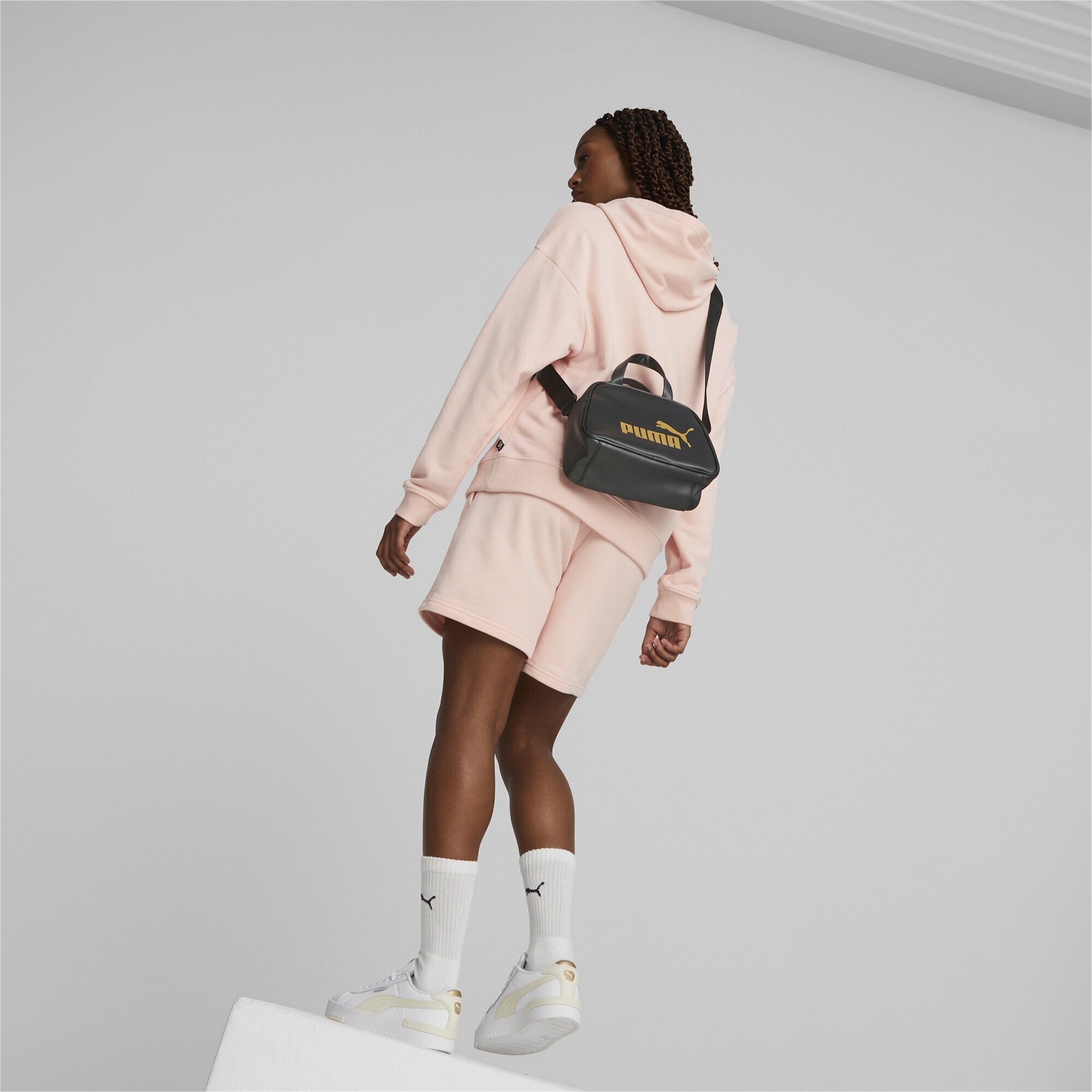 PUMA Schultertasche »Core Up Boxy Umhängetasche Damen«