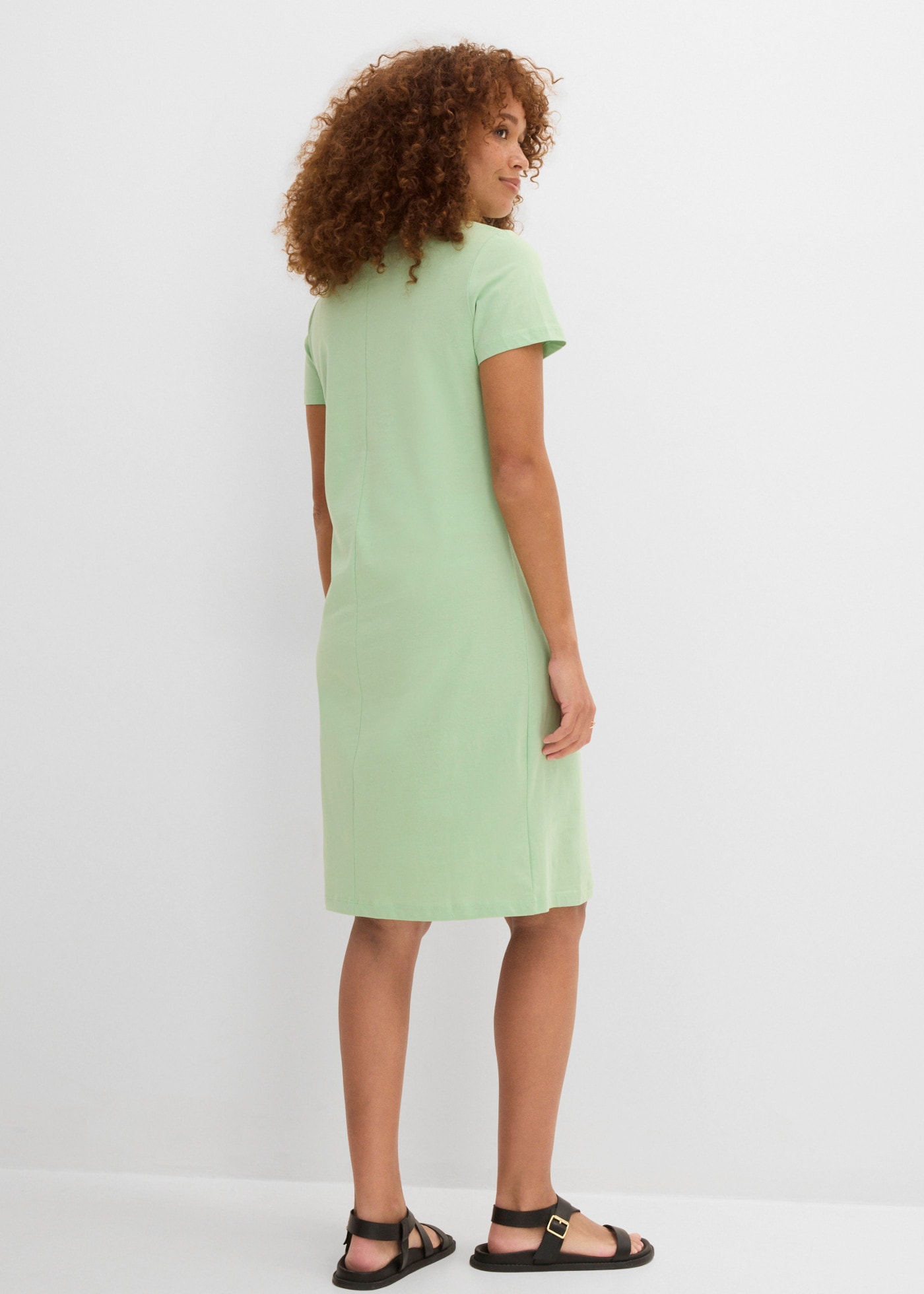 bonprix Jerseykleid Packung, 2 tlg. tlg. casual Stil, im 2er-Pack, aus Baumwolle, bequeme Passform