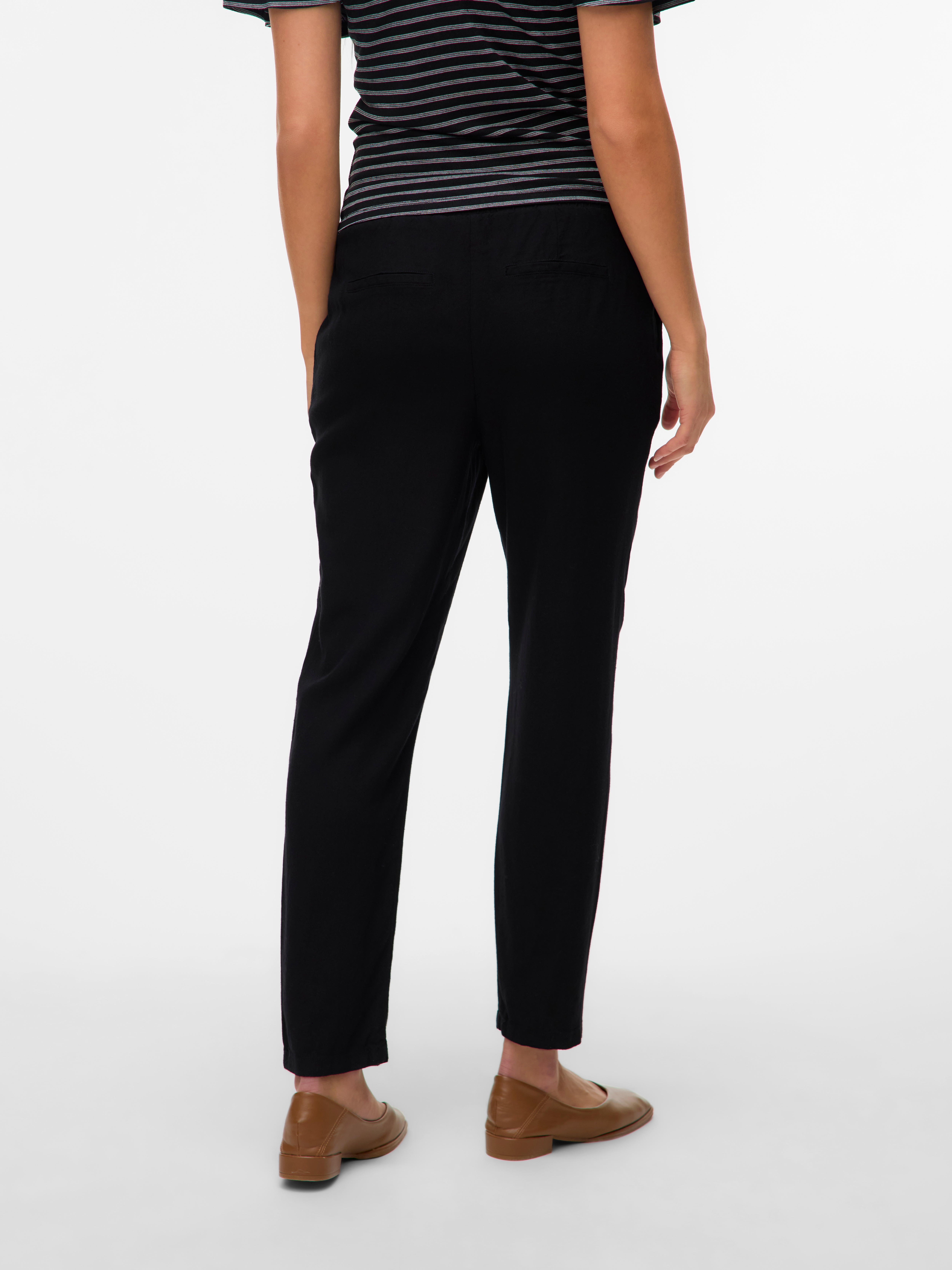 Thumbnail - Vero Moda Schlupfhose "VMJESMILO MW ANKLE PANTS WVN NOOS" mit Leinen, elastisches Bündchen und Kordelzug