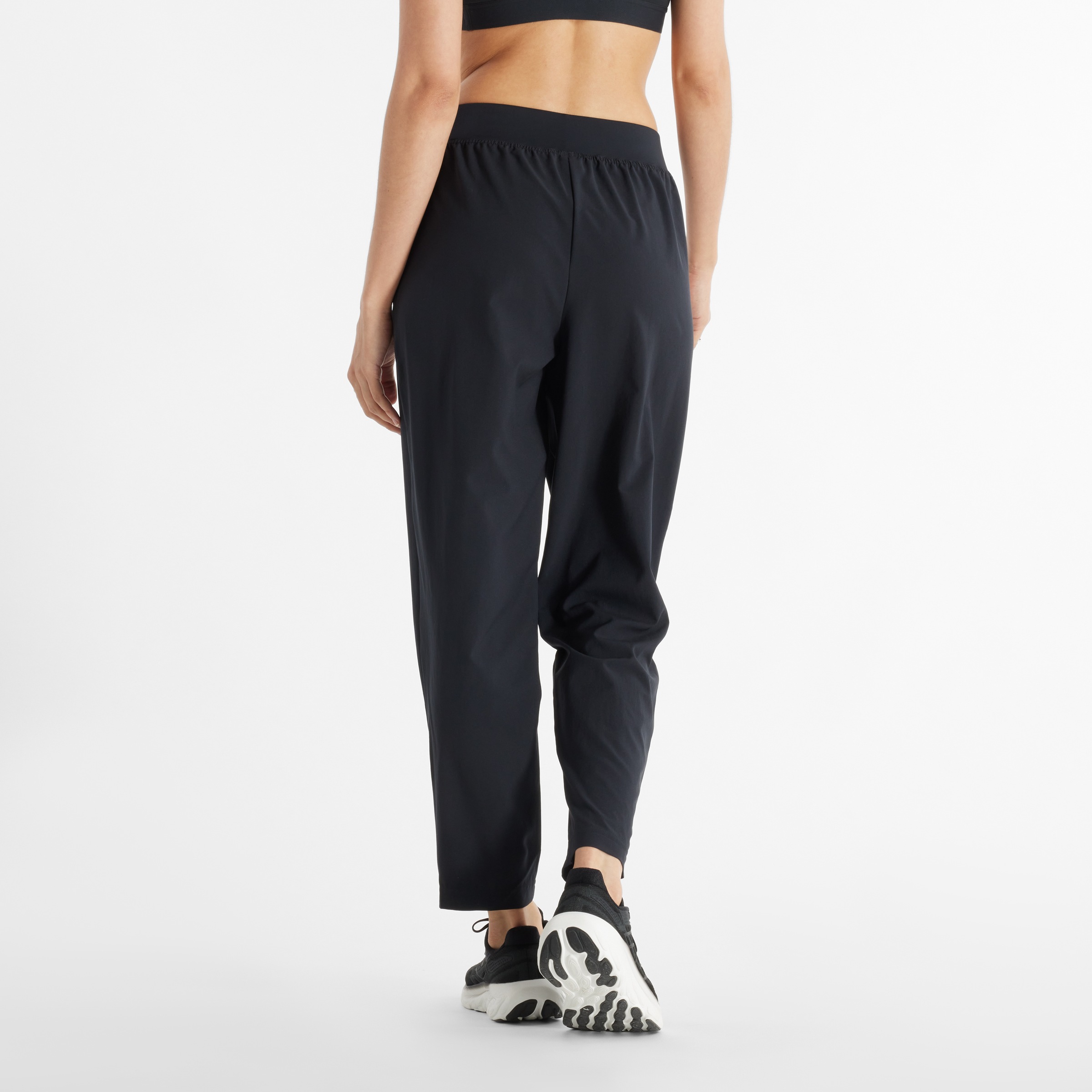 New Balance Trainingshose "Sport Essentials Performance Woven Pant" für Lau günstig online kaufen