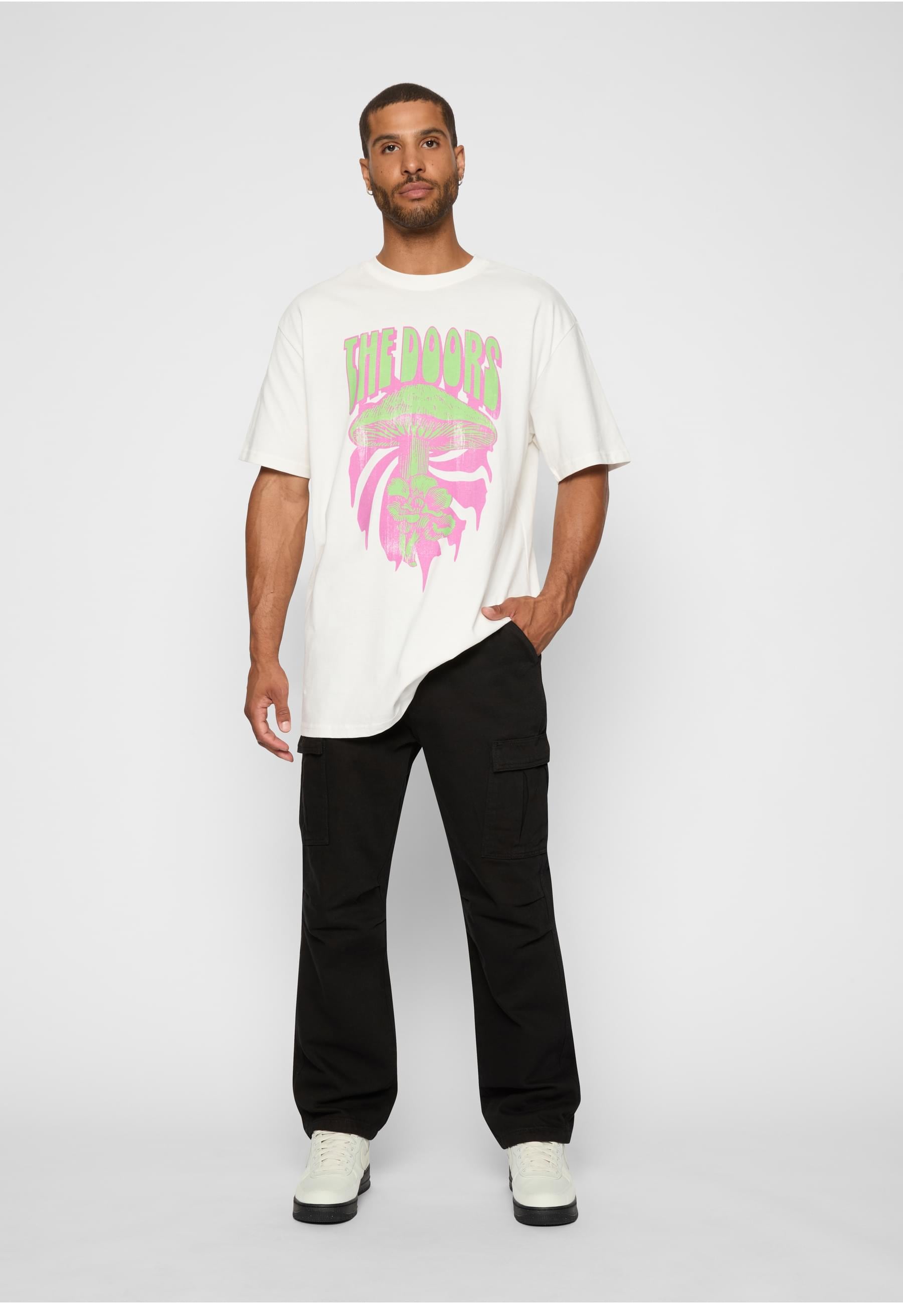 Upscale by Mister Tee T-Shirt »Upscale by Mister Tee Herren The Doors Mushroom Oversize Tee«, (1 tlg.)
